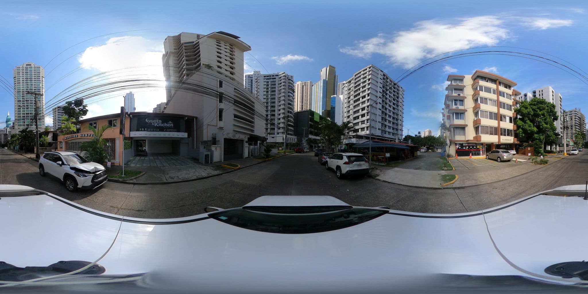 Street view near Hostel Villa Vento Surf, Panama City — © kaart_4 (CC BY-SA · Mapillary)