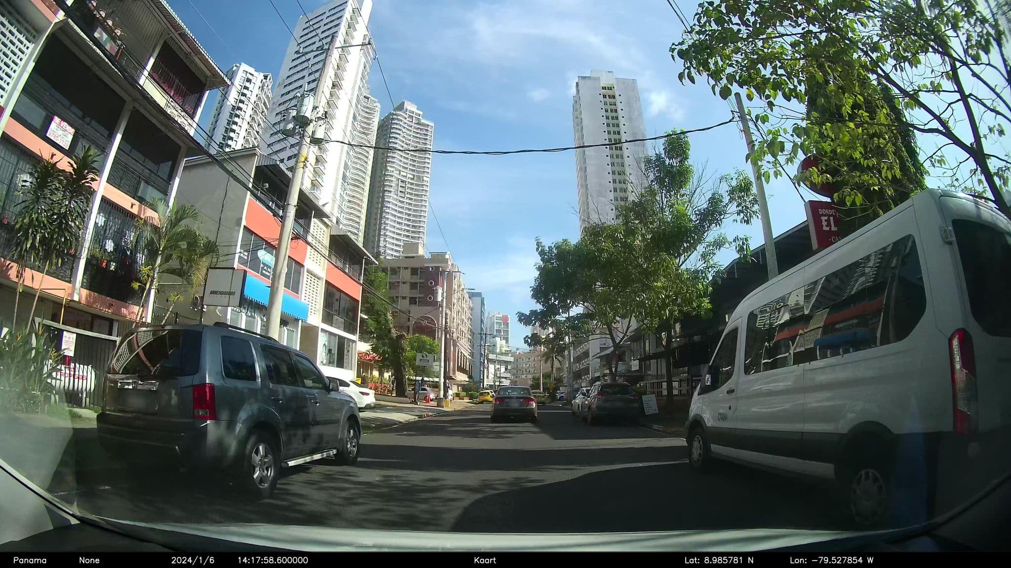 Street view near Sevilla Suites, Panama City — © kaart_2 (CC BY-SA · Mapillary)