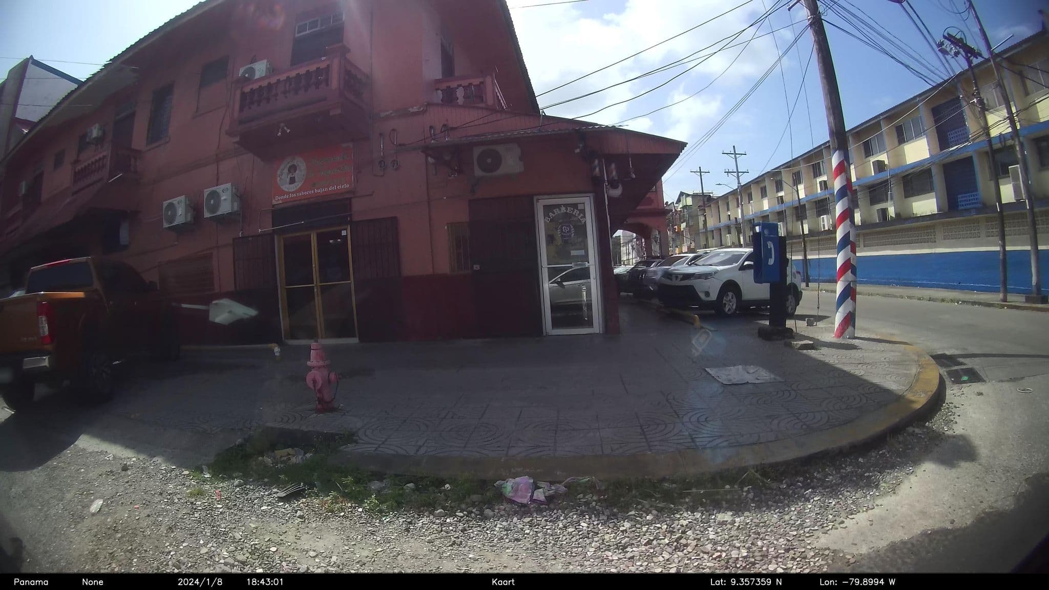 Street view near Hotel Carlton, Colón — © kaart_2 (CC BY-SA · Mapillary)