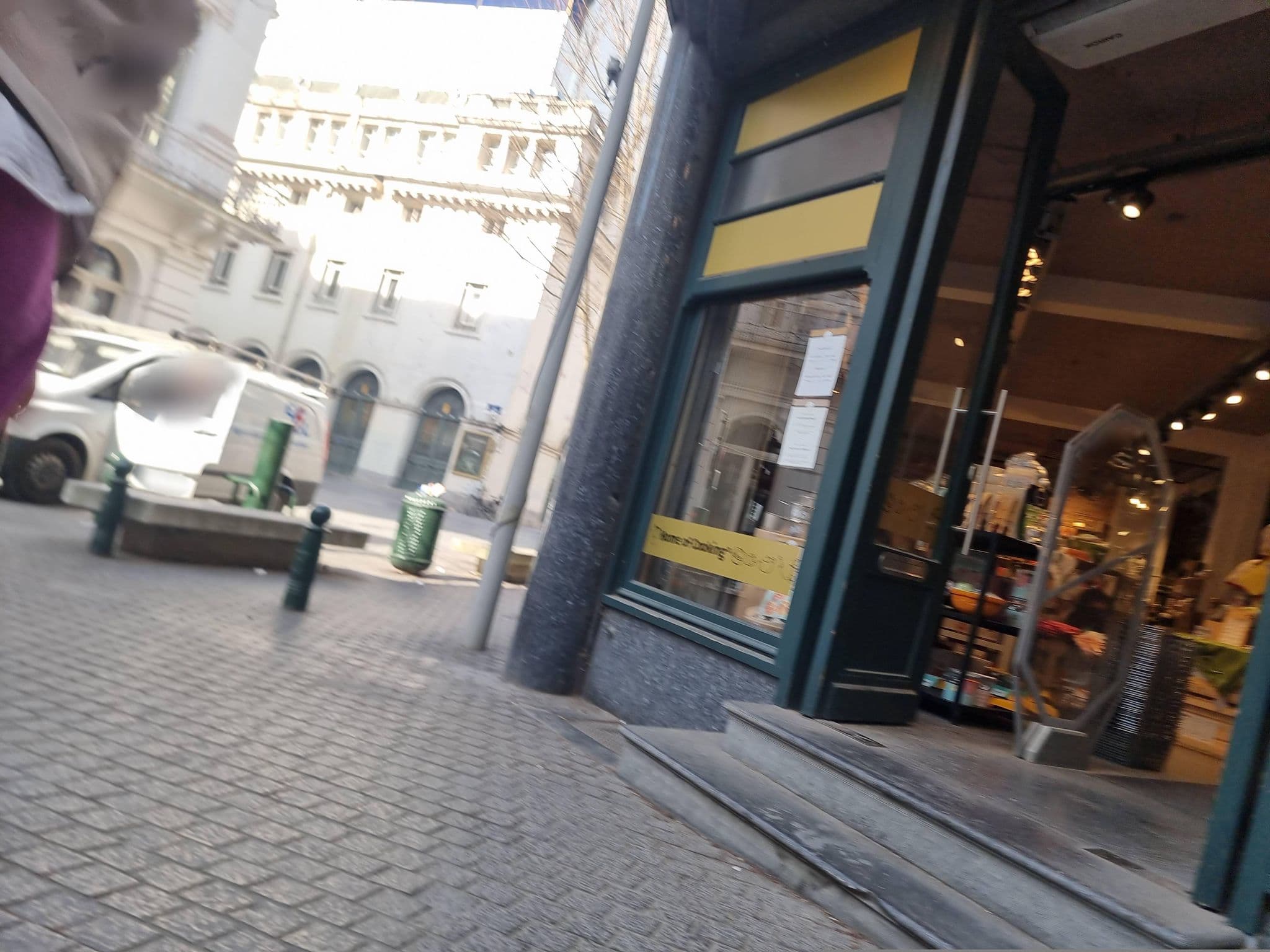 Street view near The Dominican, Brussels — © mapfool (CC BY-SA · Mapillary)