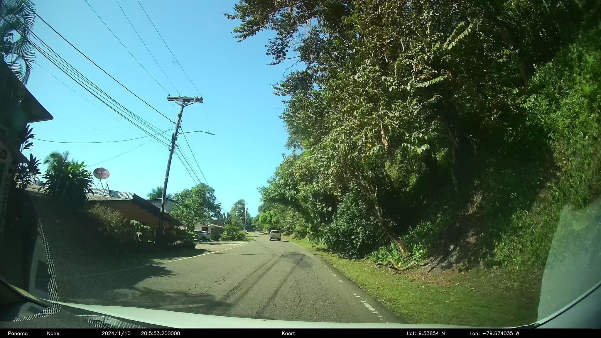 Street view near Ofiuras, Portobelo — © kaart_2 (CC BY-SA · Mapillary)