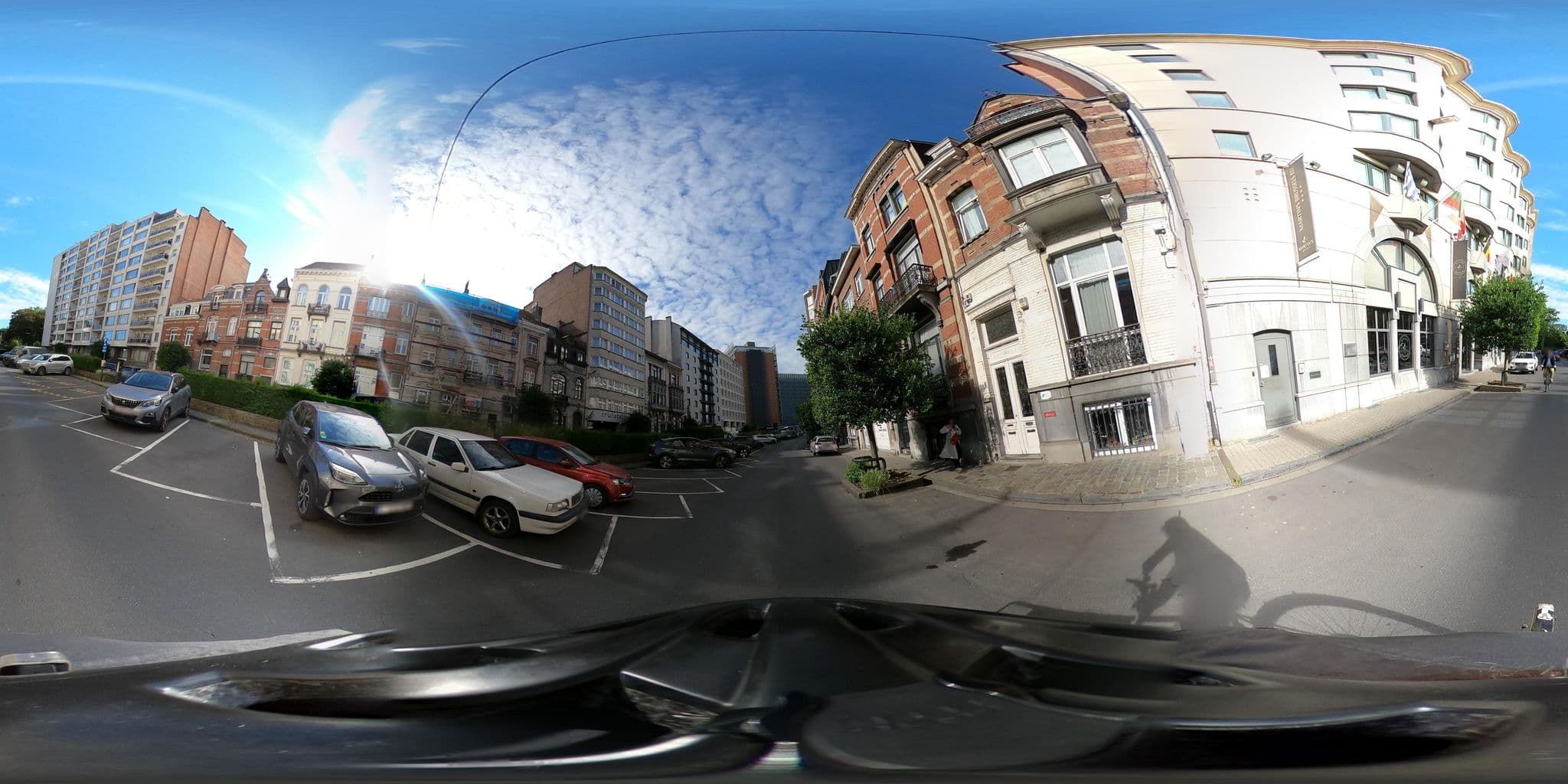 Street view near Martin's Brussels EU, Saint-Josse-ten-Noode — © RaphaelPasLoin (CC BY-SA · Mapillary)