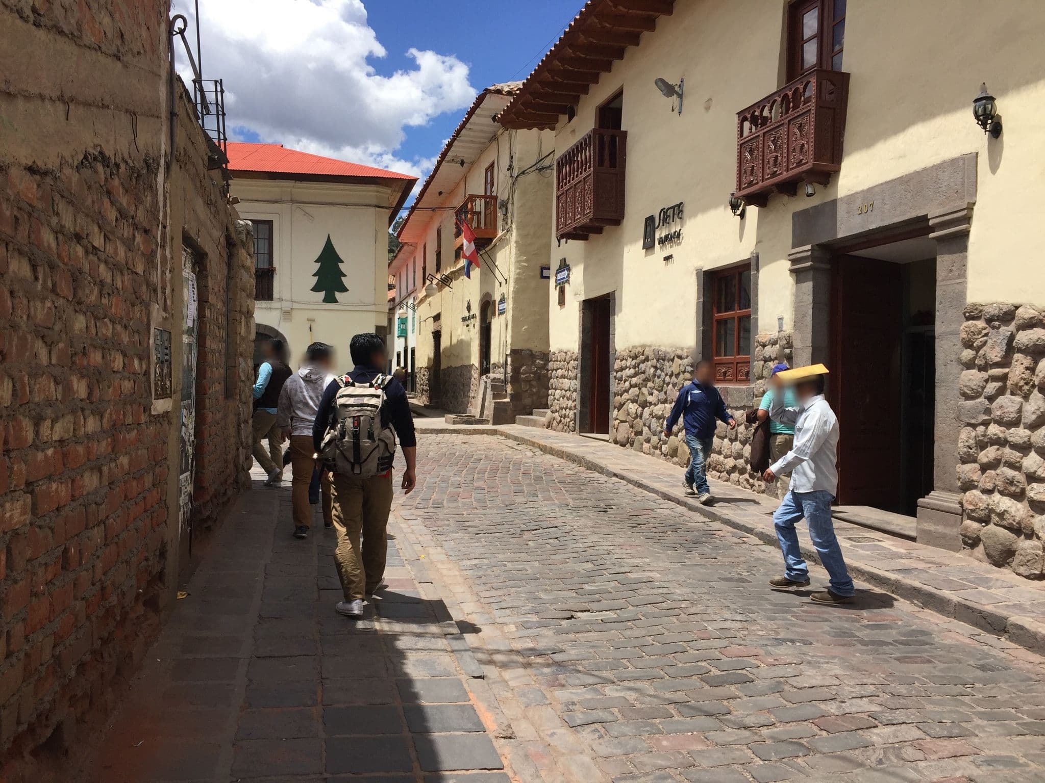 Street view near Amankay Inn, Wanchaq — © raul (CC BY-SA · Mapillary)