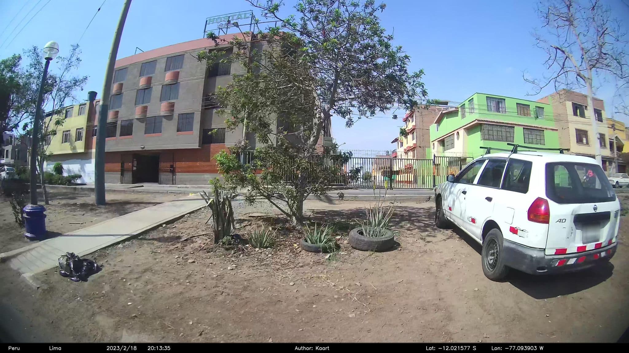 Street view near Hostal El Bulevar, Carmen De La Legua Reynoso — © kaart_2 (CC BY-SA · Mapillary)