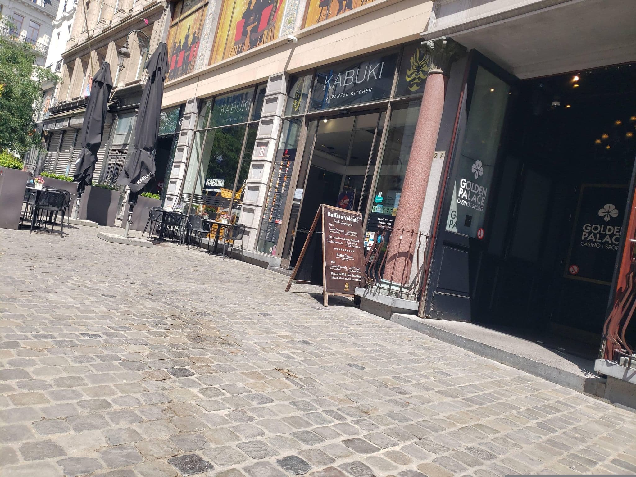 Street view near Craves, Brussels — © mapfool (CC BY-SA · Mapillary)