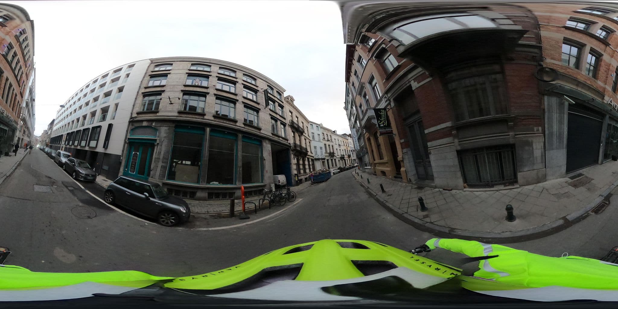Street view near Aqua Hotel, Ixelles — © Stefdegreef (CC BY-SA · Mapillary)