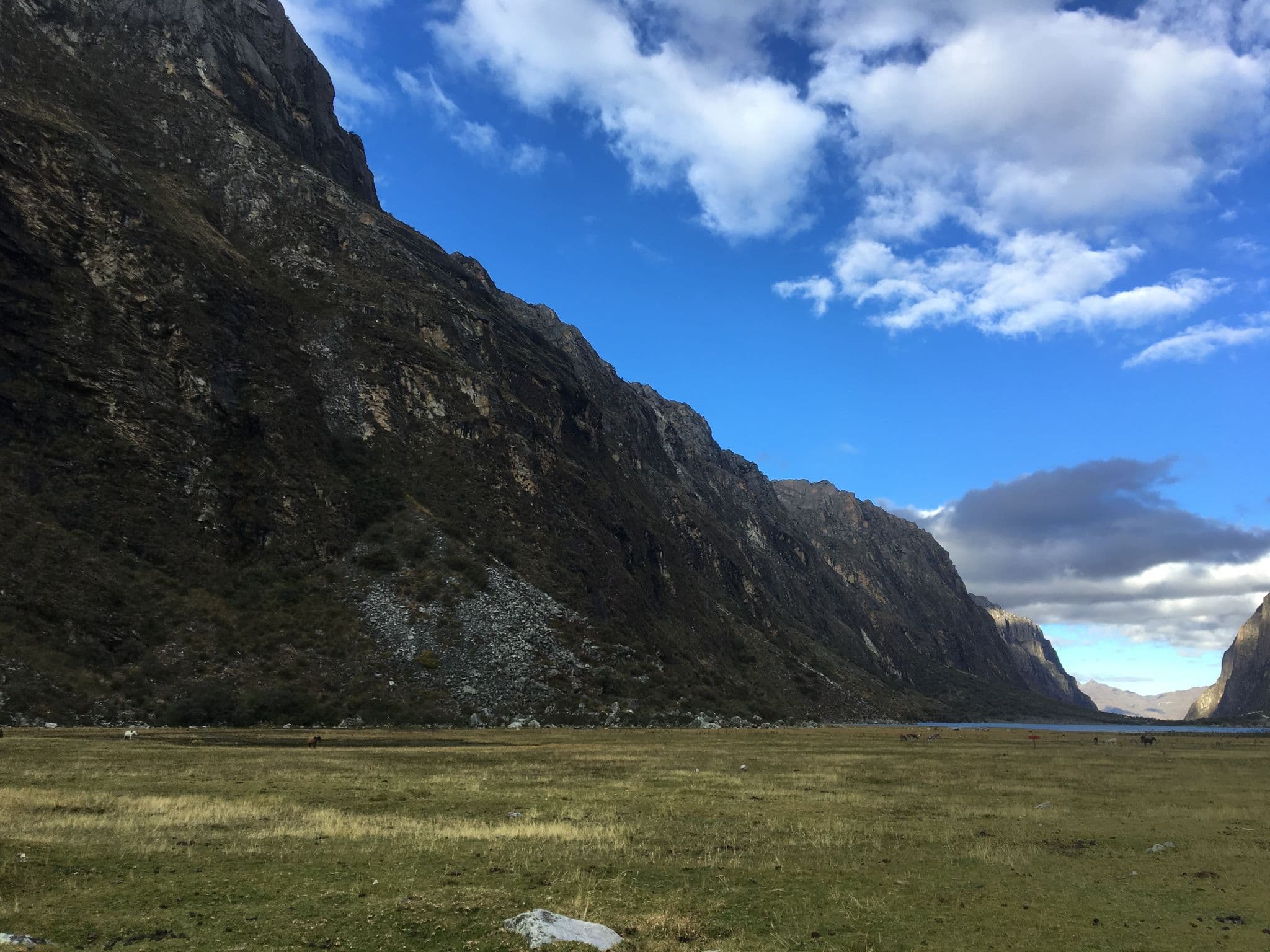 Street view near Lake Llanganuco Camping, Yungay — © sedicla (CC BY-SA · Mapillary)
