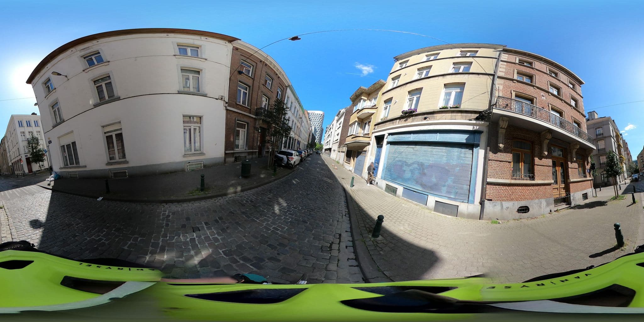 Street view near Queen Anne, Brussels — © Stefdegreef (CC BY-SA · Mapillary)