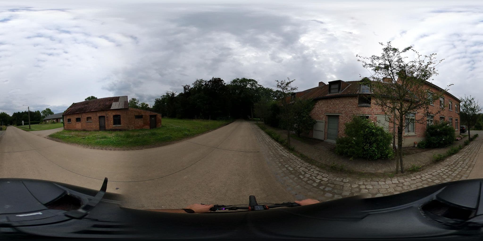 Street view near 15inn, Kwaadmechelen — © dentonny (CC BY-SA · Mapillary)