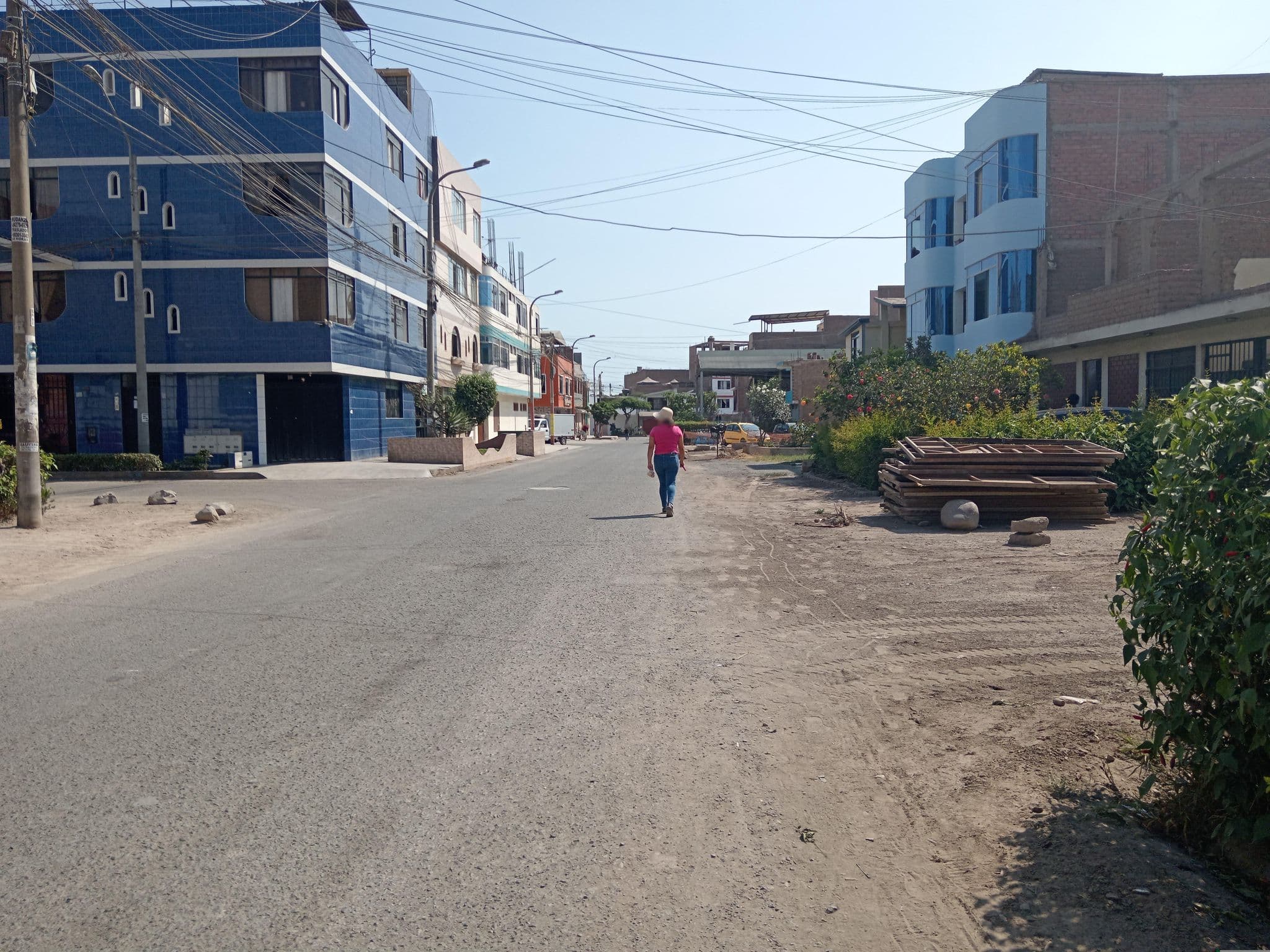 Street view near Indero, Urb. Santo Domingo — © FATIMA124664 (CC BY-SA · Mapillary)