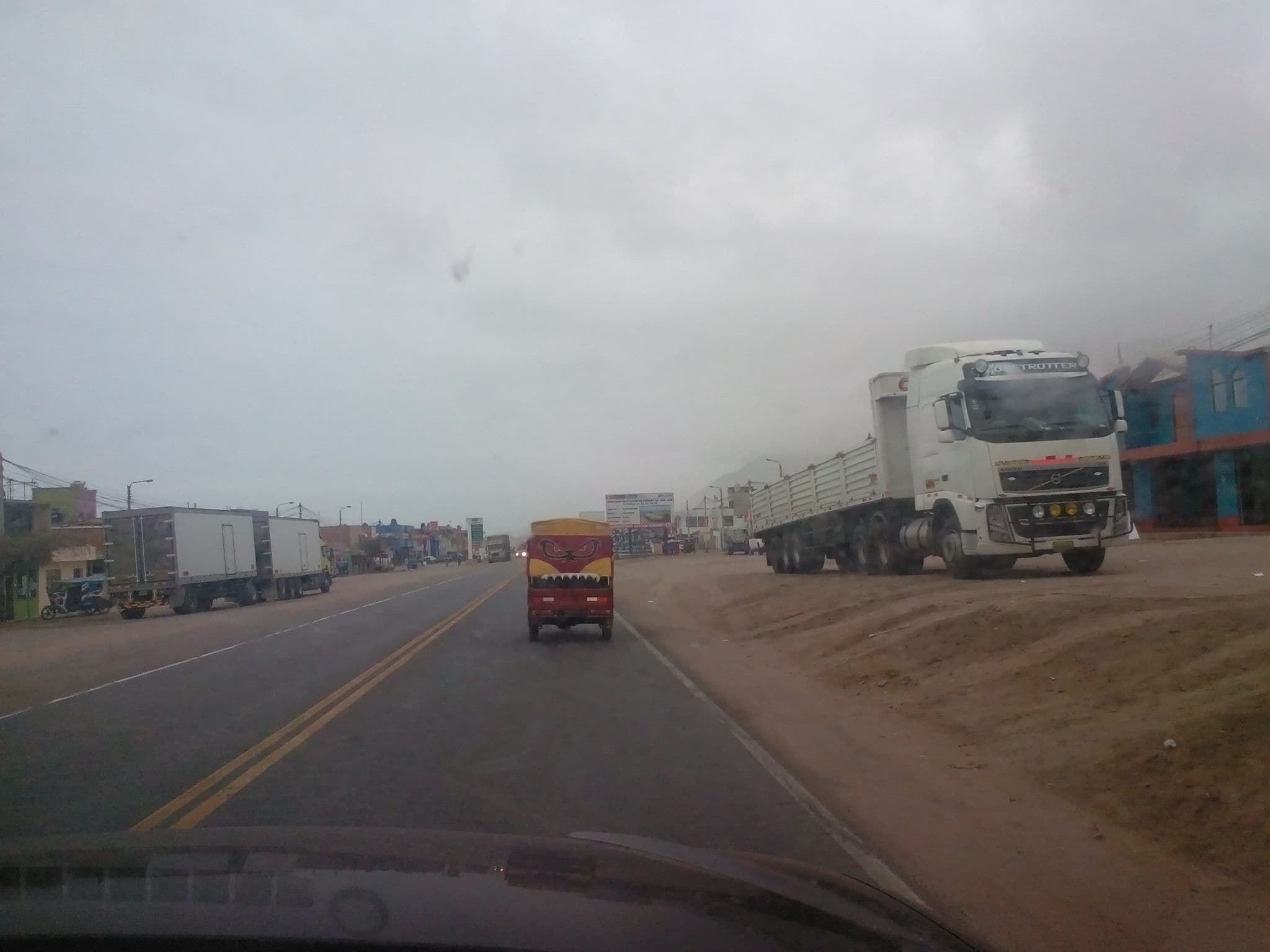 Street view near Vista al Mar, Camaná — © derfred (CC BY-SA · Mapillary)
