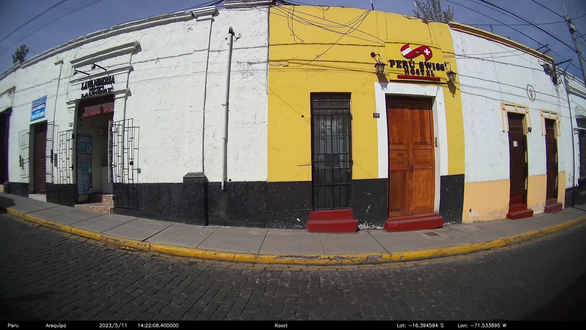 Street view near La Posada Del Kuraka, Arequipa — © kaart_2 (CC BY-SA · Mapillary)