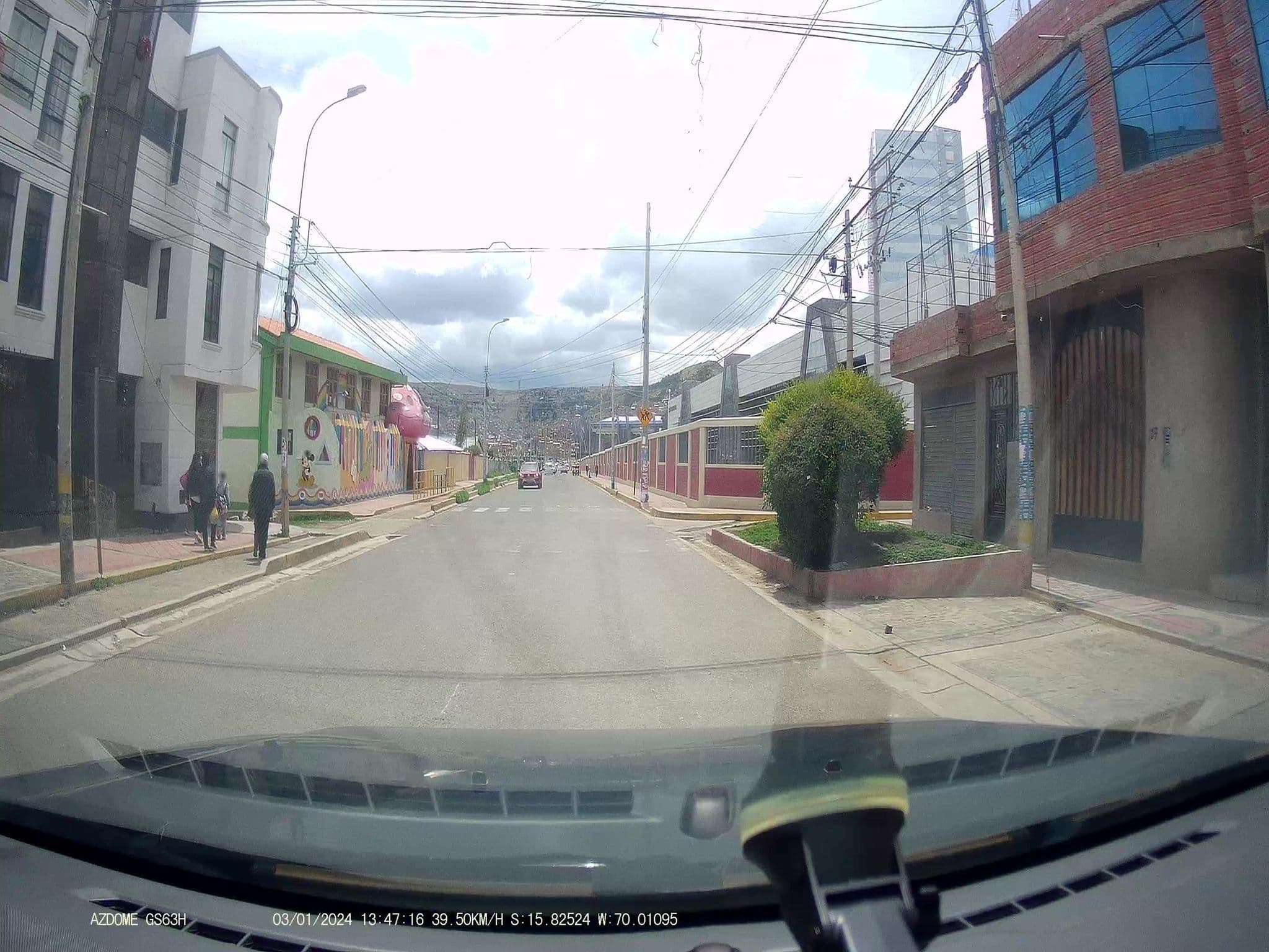 Street view near Pacha Confort, Puno — © jaderbavaresco (CC BY-SA · Mapillary)