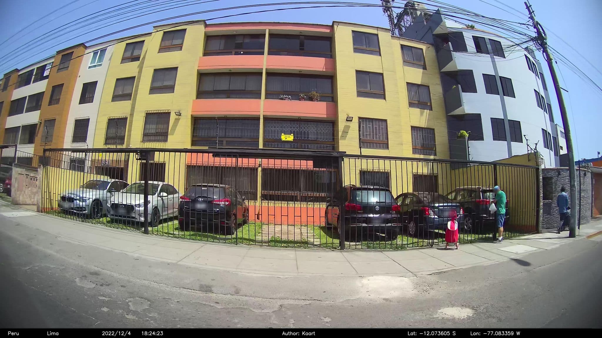 Street view near Hostal Amarillis, Carmen De La Legua Reynoso — © kaart5 (CC BY-SA · Mapillary)