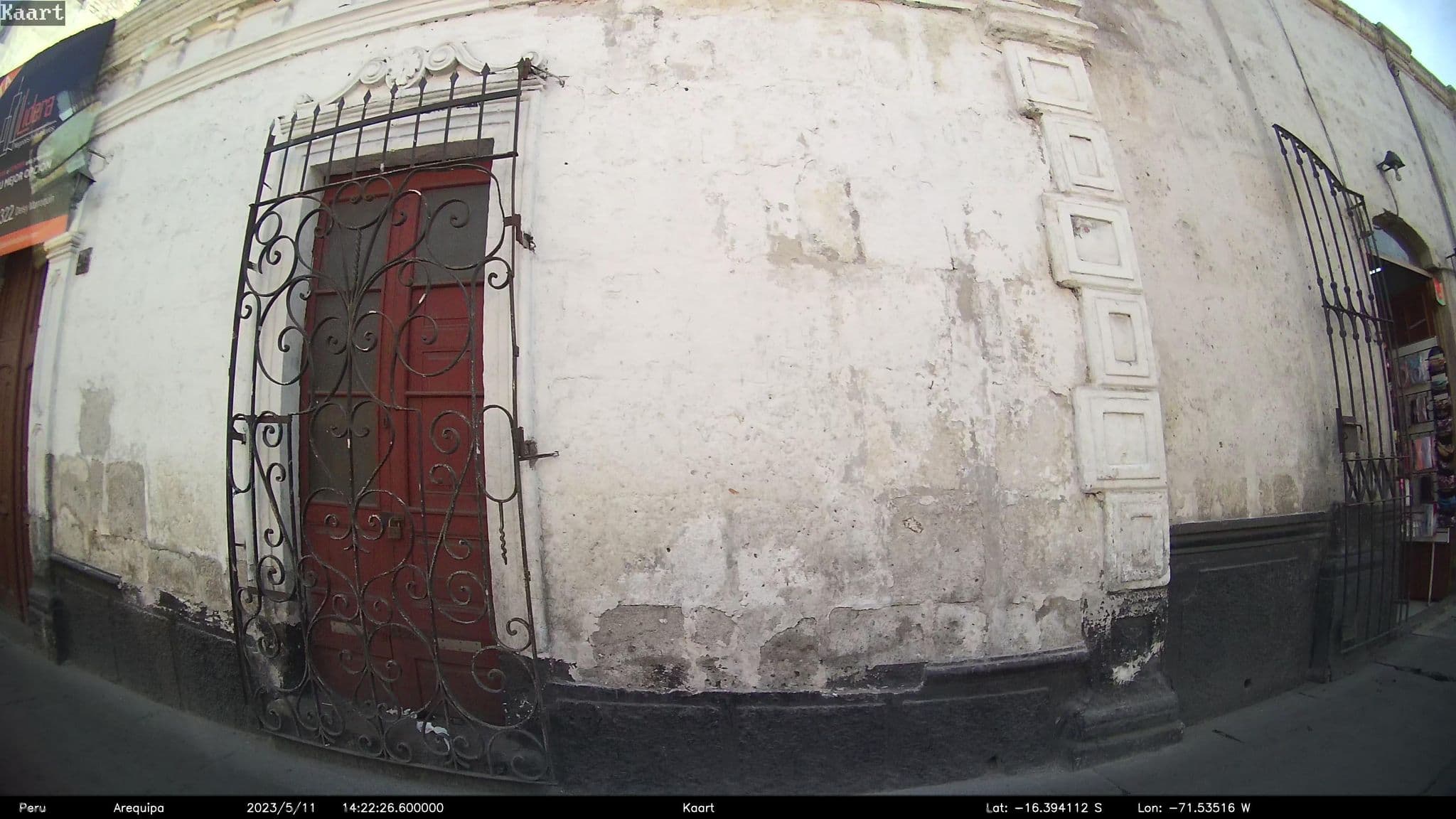 Street view near Hostal Úrsula, Arequipa