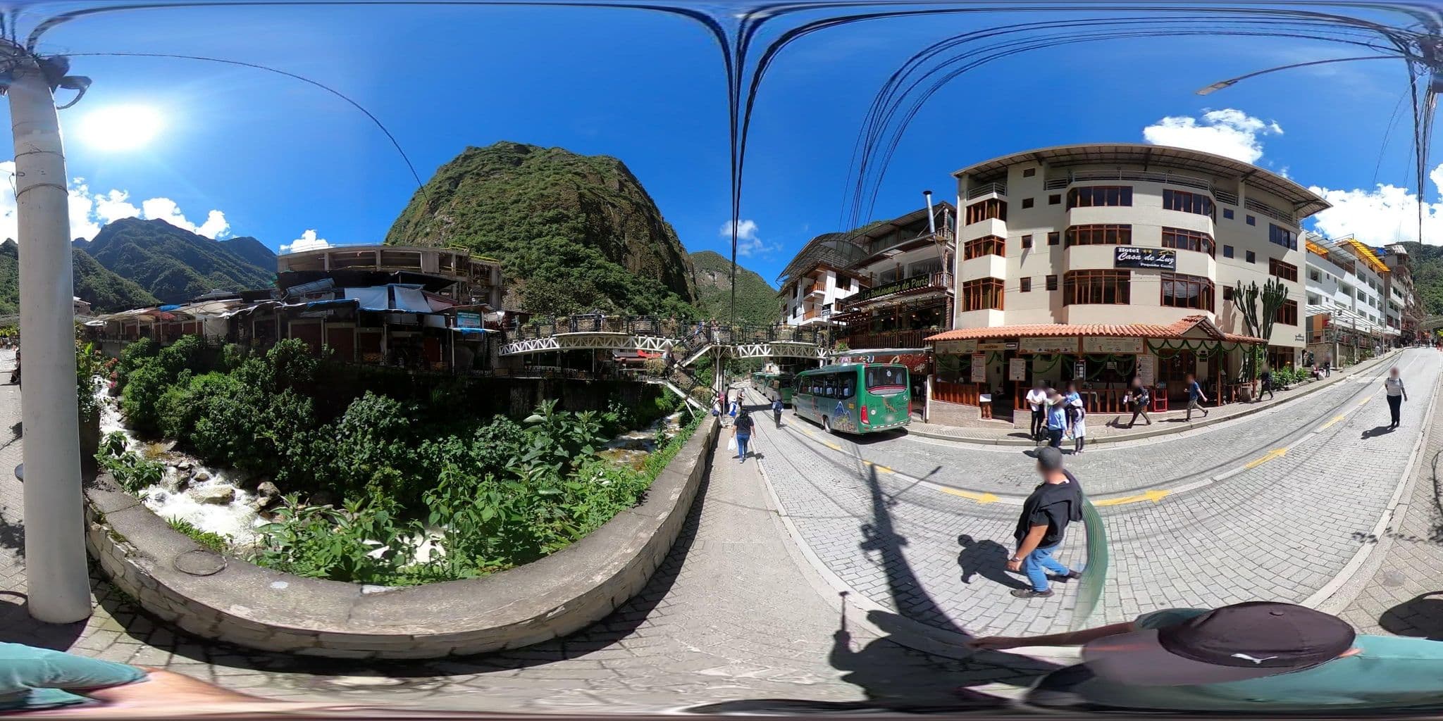 Street view near John Inn Hostal, Machupicchu