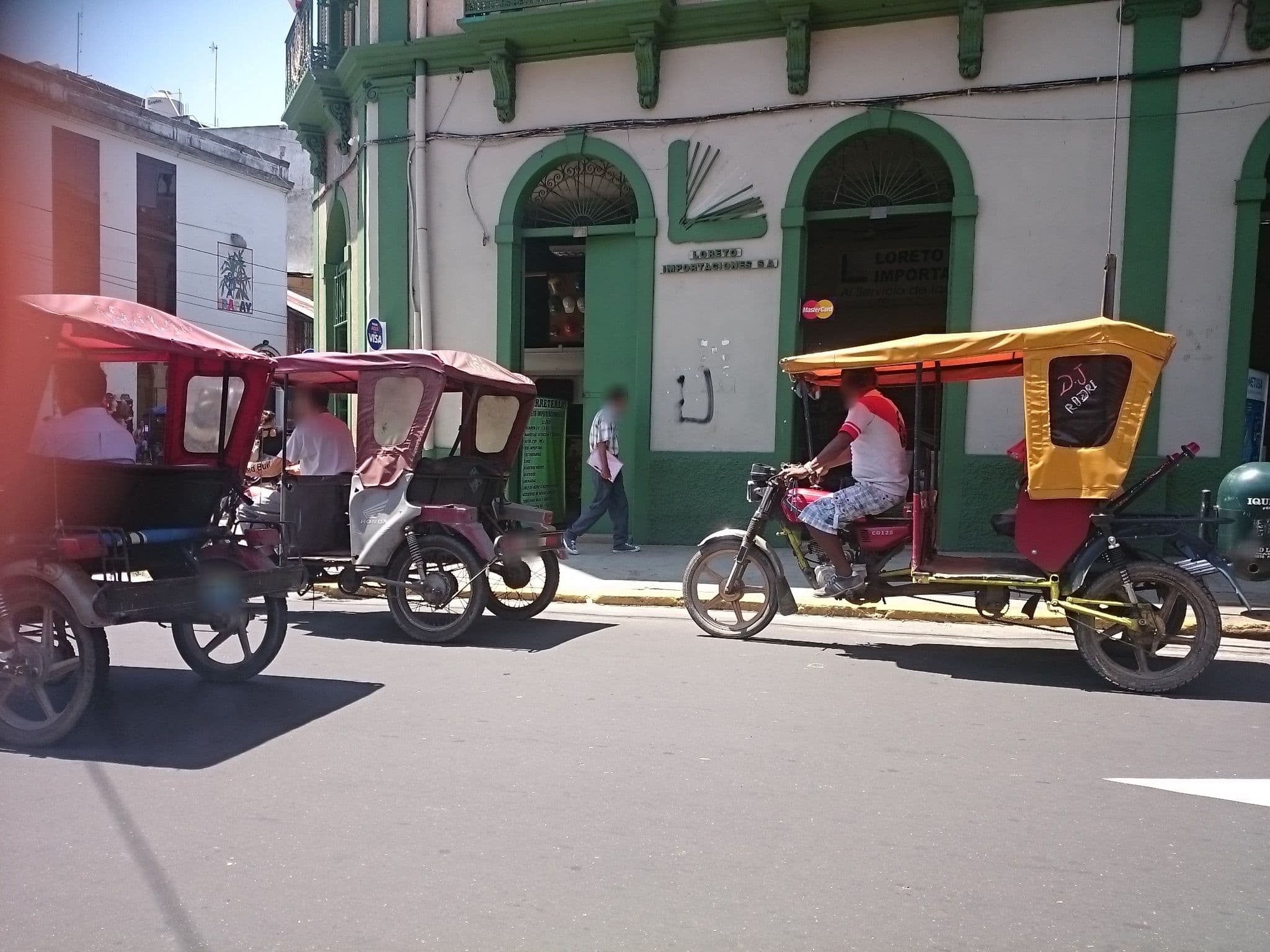 Street view near Hotel Sandalo, Belen — © sguinetti (CC BY-SA · Mapillary)