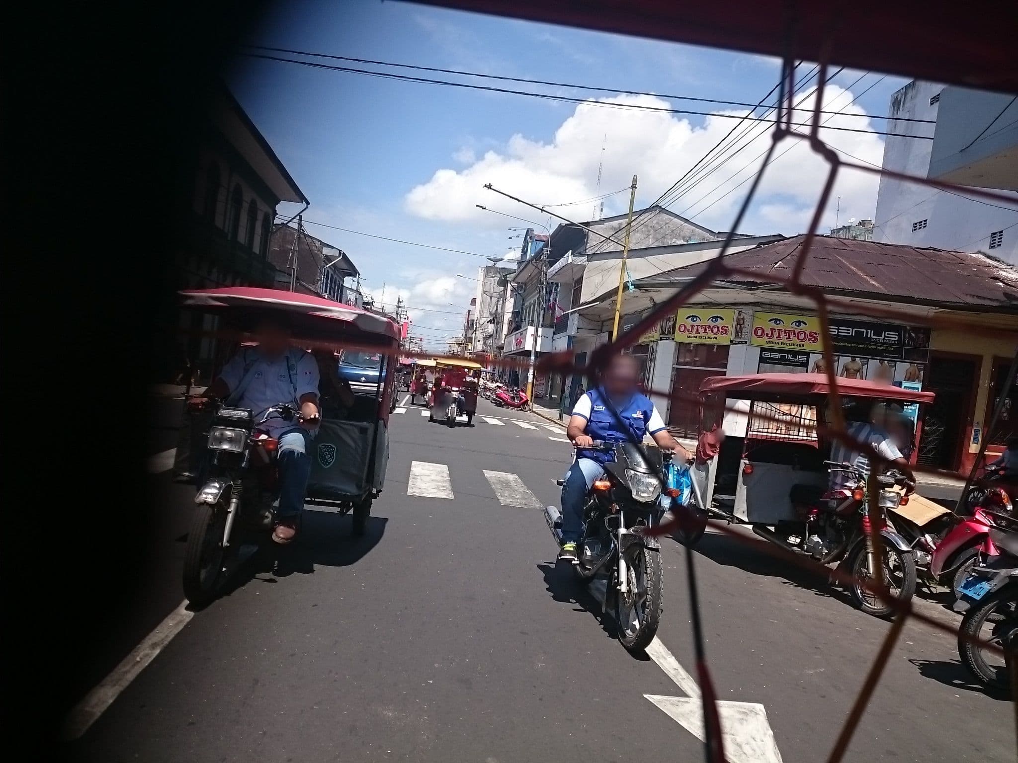 Street view near Caravel Hostal, Belen — © sguinetti (CC BY-SA · Mapillary)