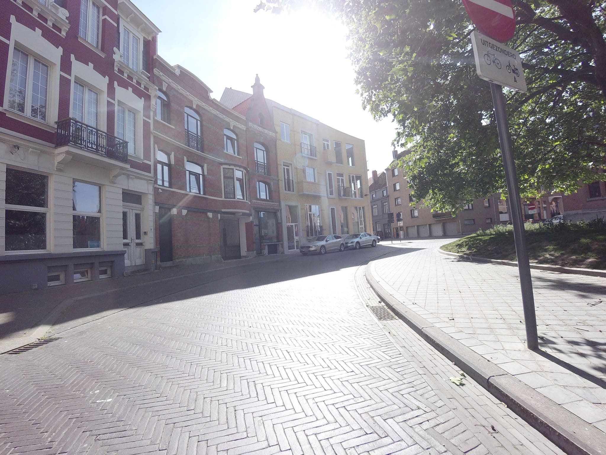Street view near Fluisterbos, Ostend — © filipc (CC BY-SA · Mapillary)