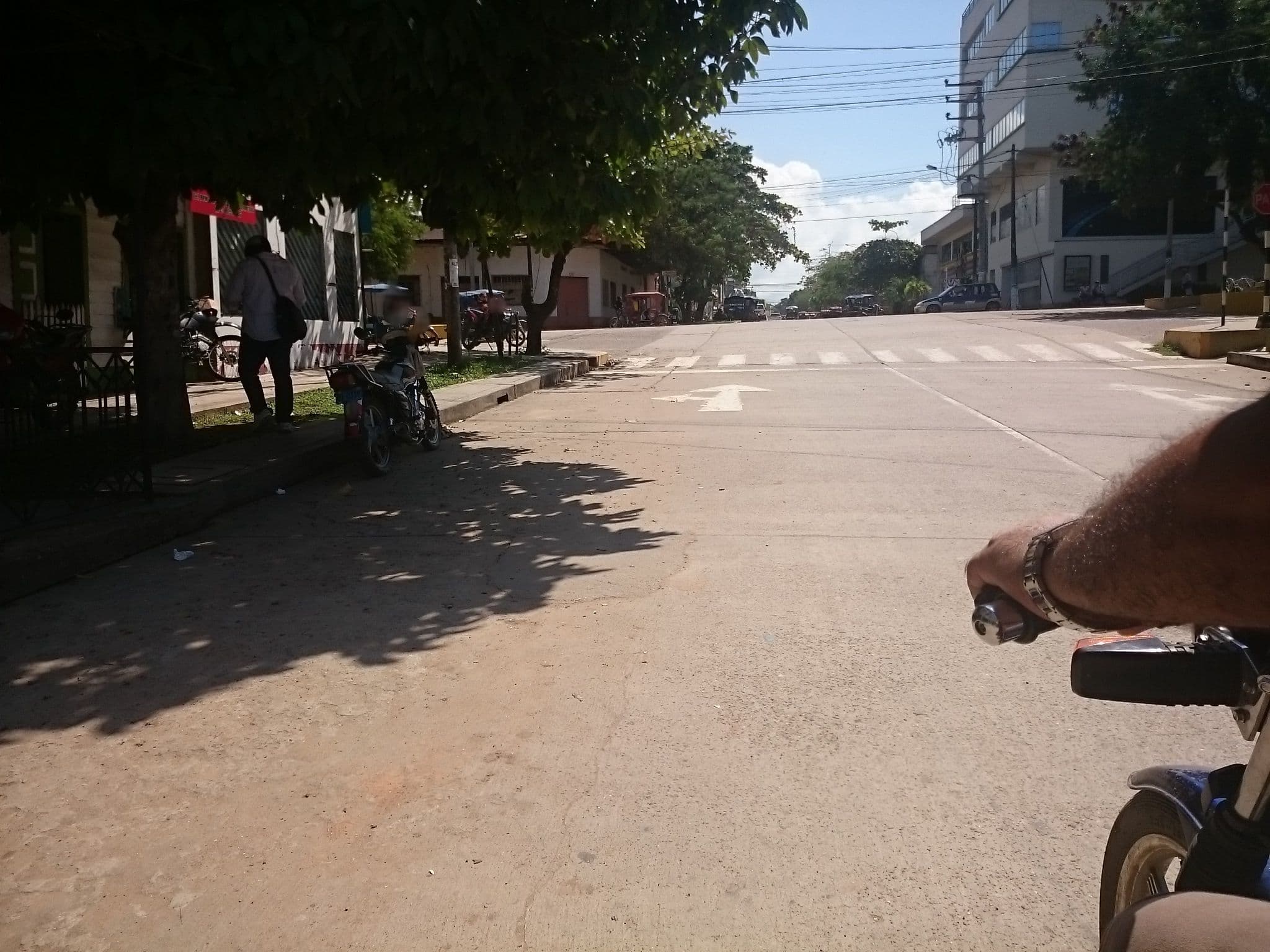 Street view near Hotel Luz de Luna, San Fernando — © sguinetti (CC BY-SA · Mapillary)