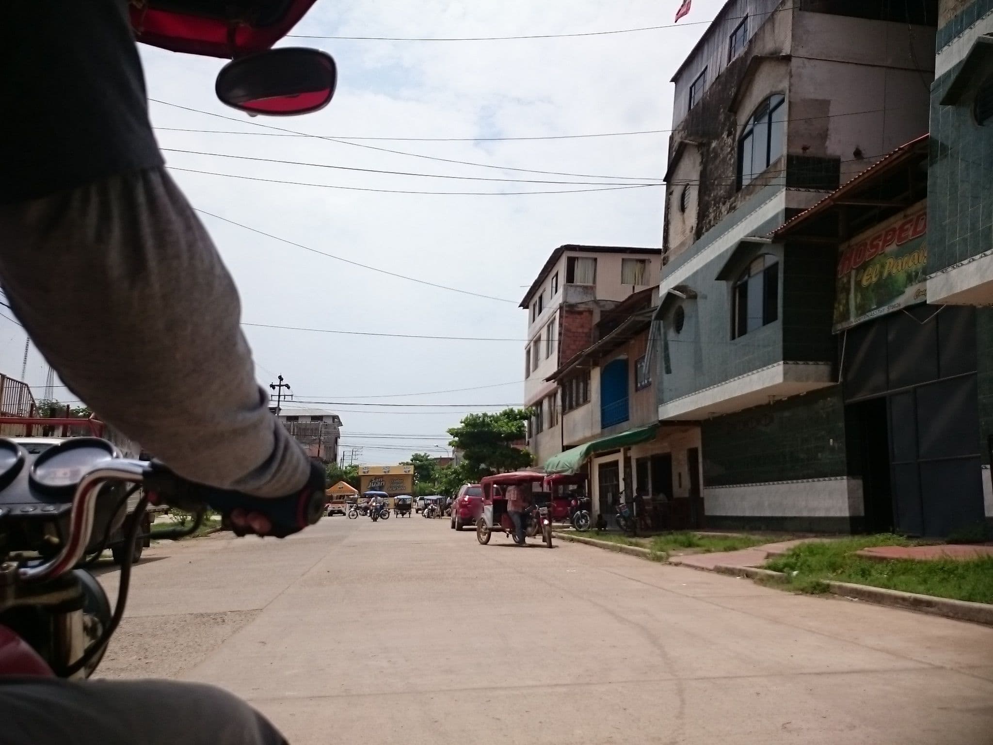 Street view near Hospedaje Paraiso, San Fernando — © sguinetti (CC BY-SA · Mapillary)