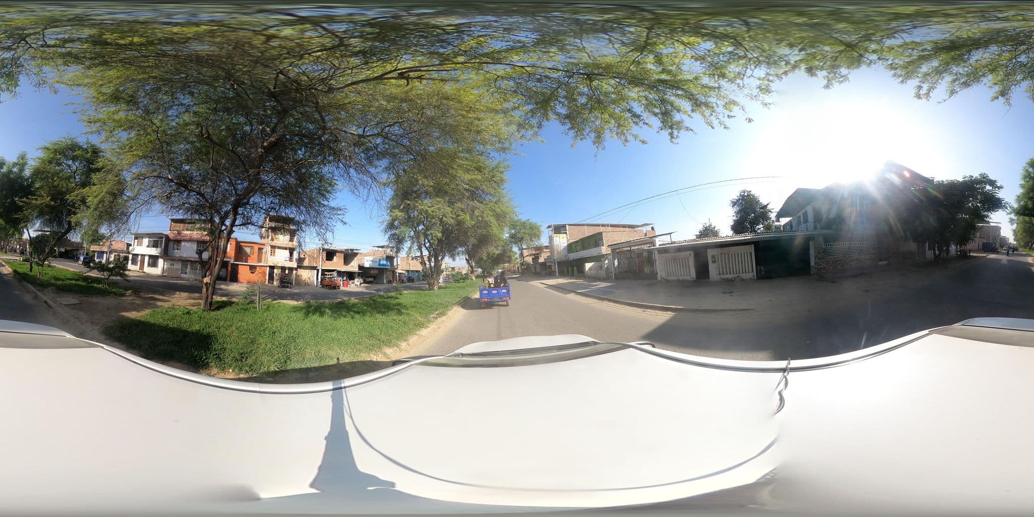Street view near Las Orquídeas, Piura — © kaart_2 (CC BY-SA · Mapillary)