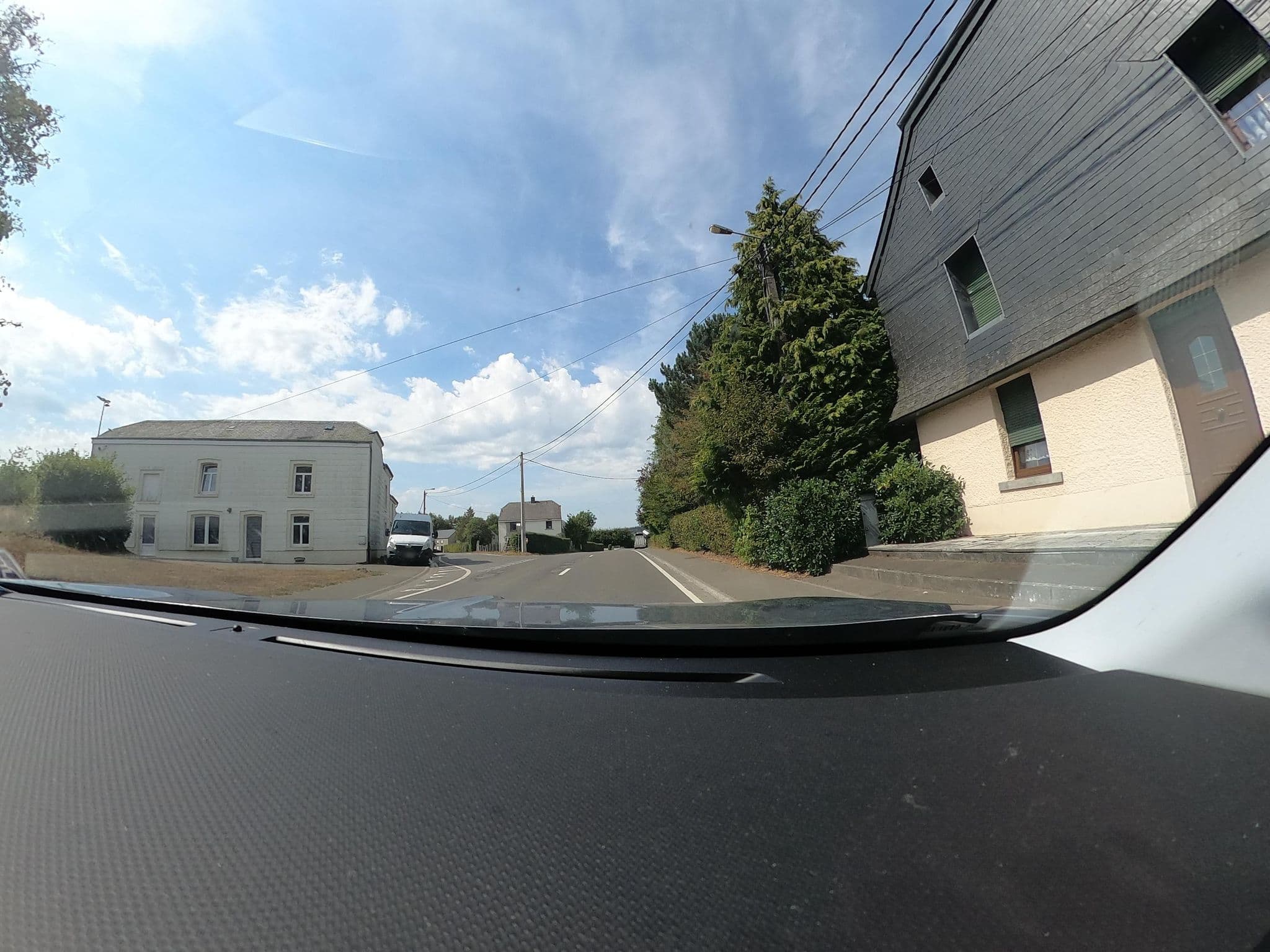Street view near Au Brotier, Assenois — © RaphaelPasLoin (CC BY-SA · Mapillary)
