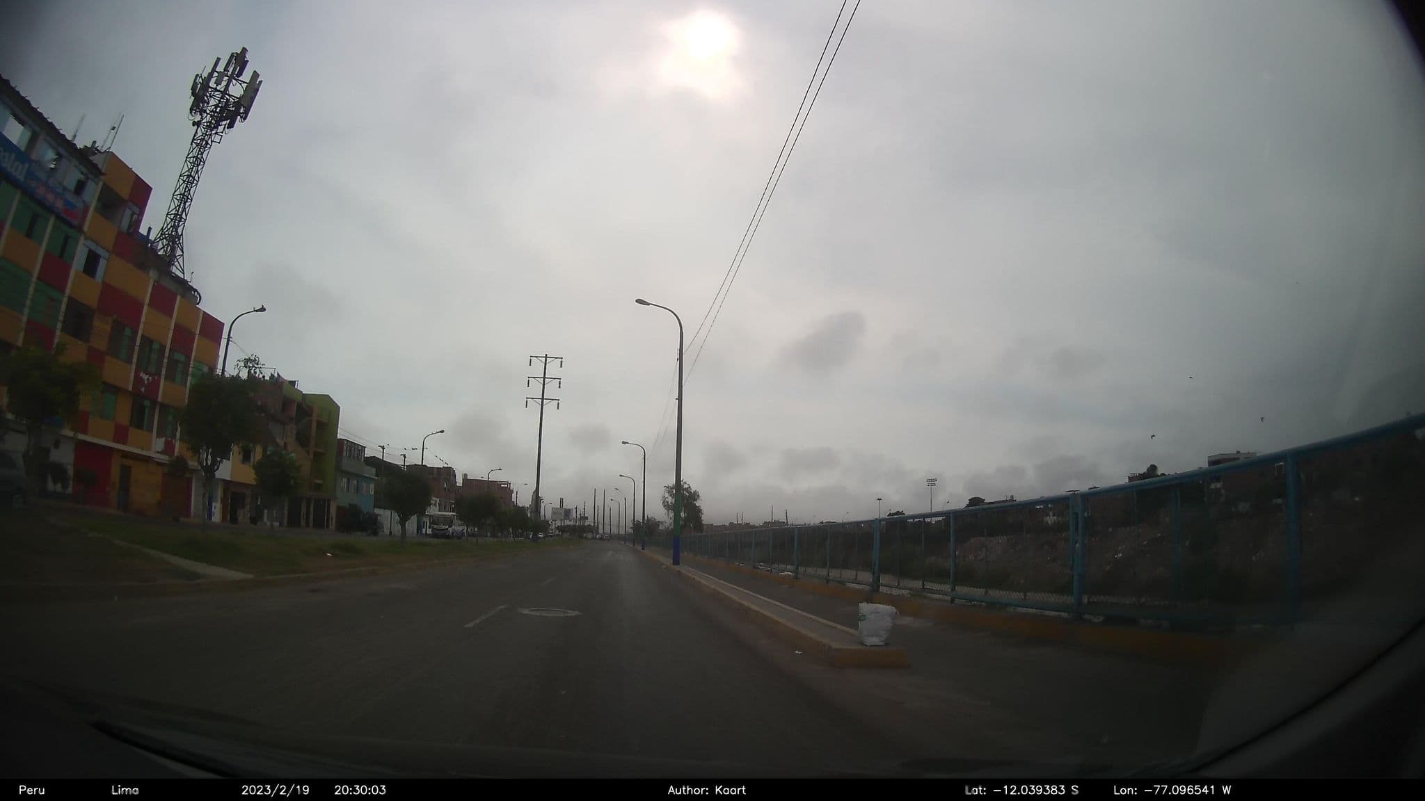 Street view near Hostal KING'S, Carmen De La Legua Reynoso — © kaart_2 (CC BY-SA · Mapillary)