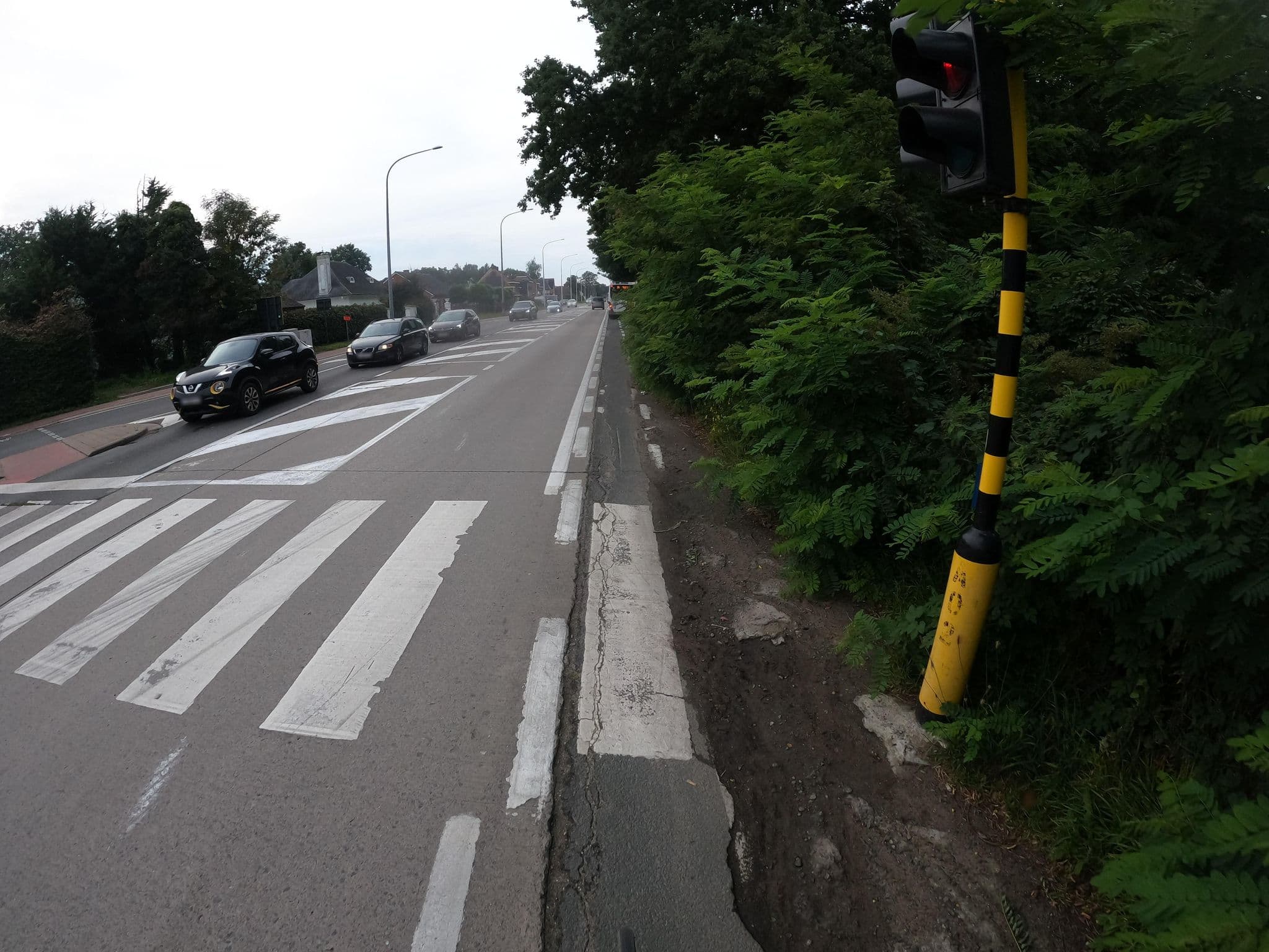 Street view near Kamers Trianon, Hever — © koninklijke (CC BY-SA · Mapillary)