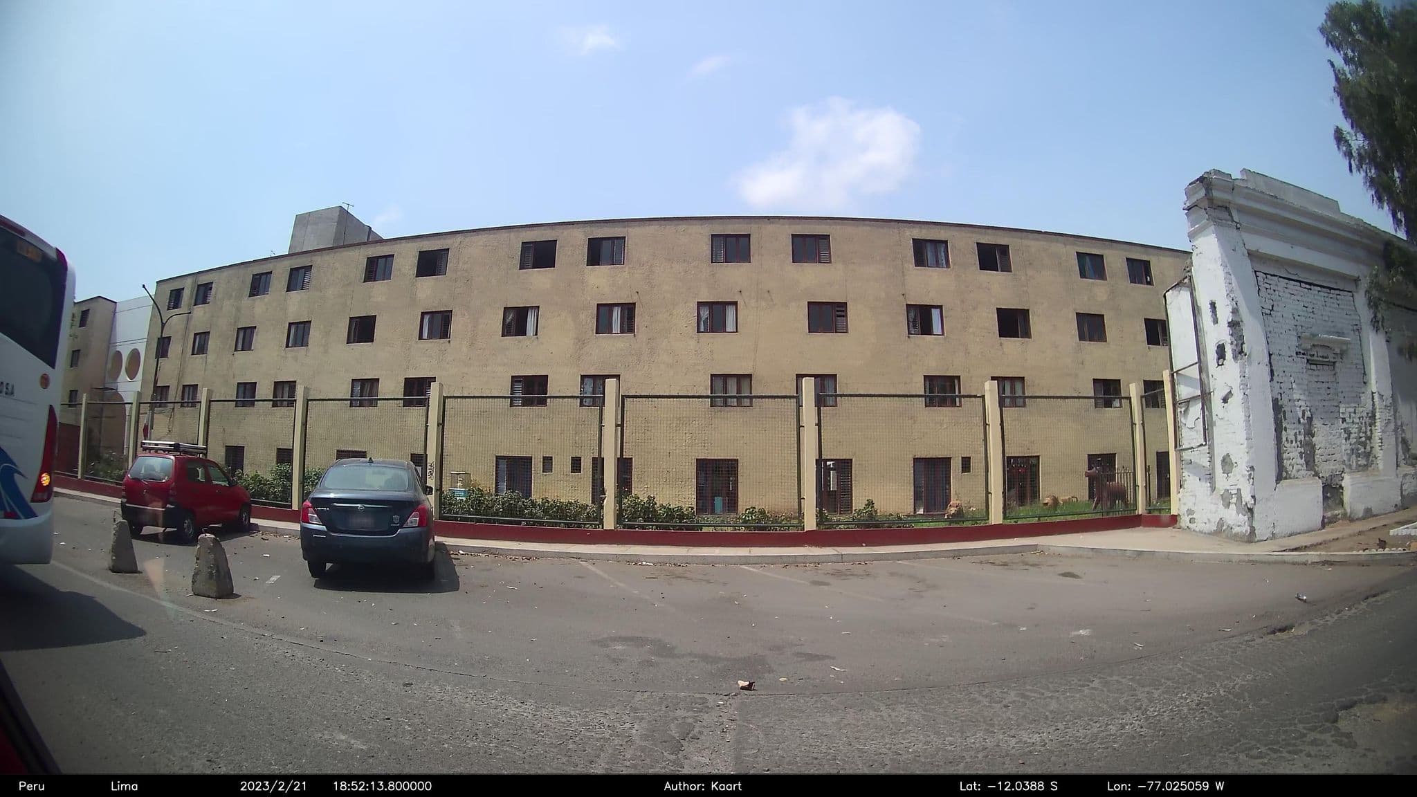 Street view near Asilo de Ancianos Ignacia Rodulfo Vda. de Canevaro, Lima — © kaart_2 (CC BY-SA · Mapillary)
