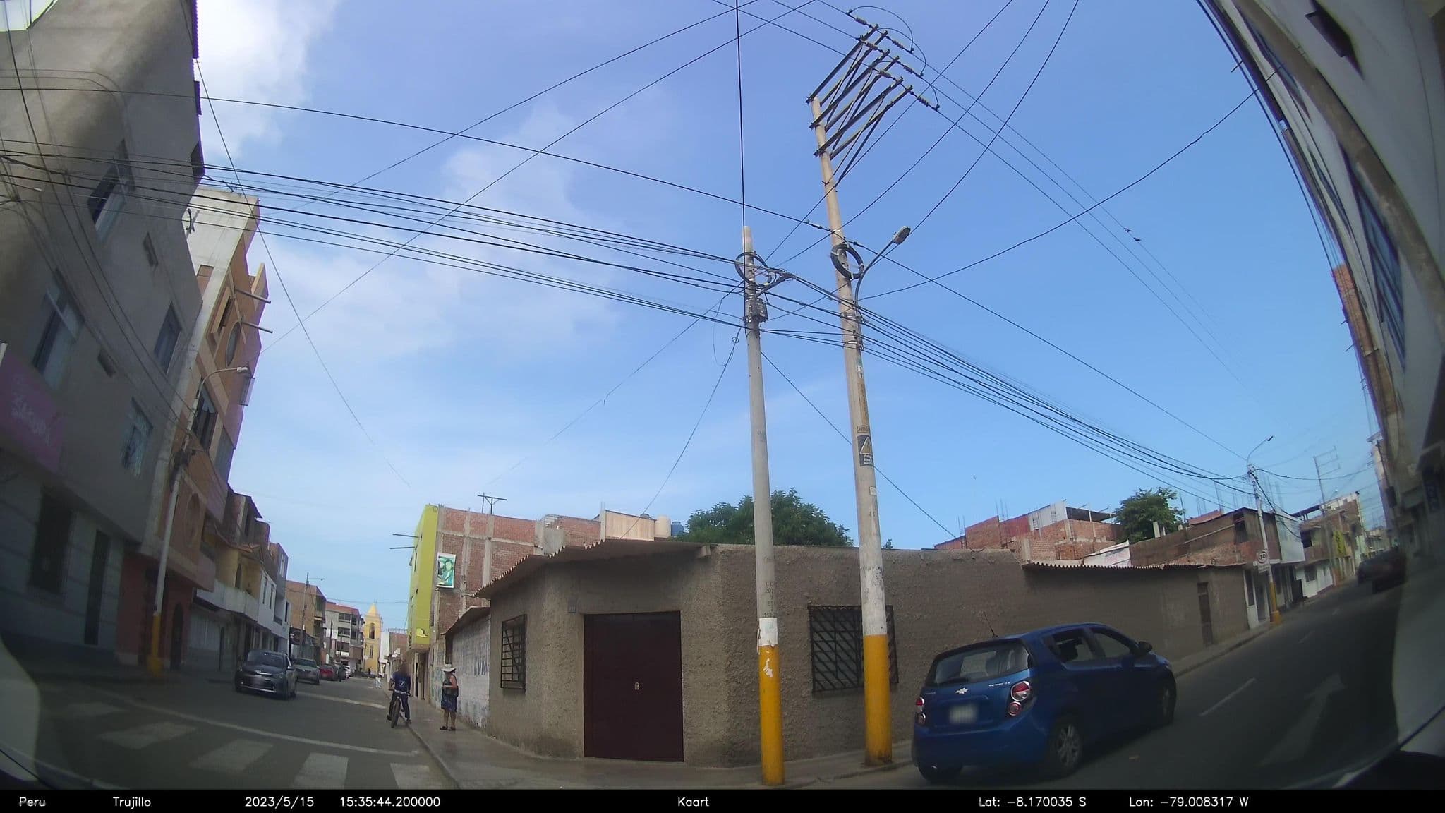 Street view near Casa Alberti, Moche — © kaart_2 (CC BY-SA · Mapillary)