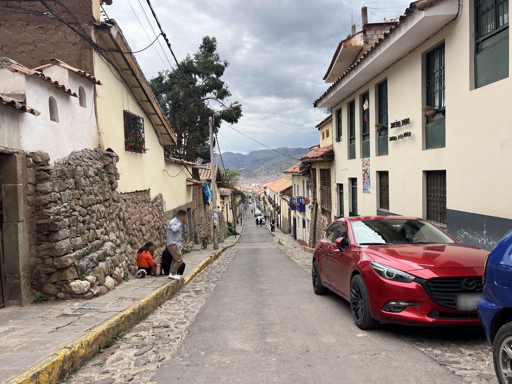 Street view near Flying Dog Cuzco Hostel, Santiago