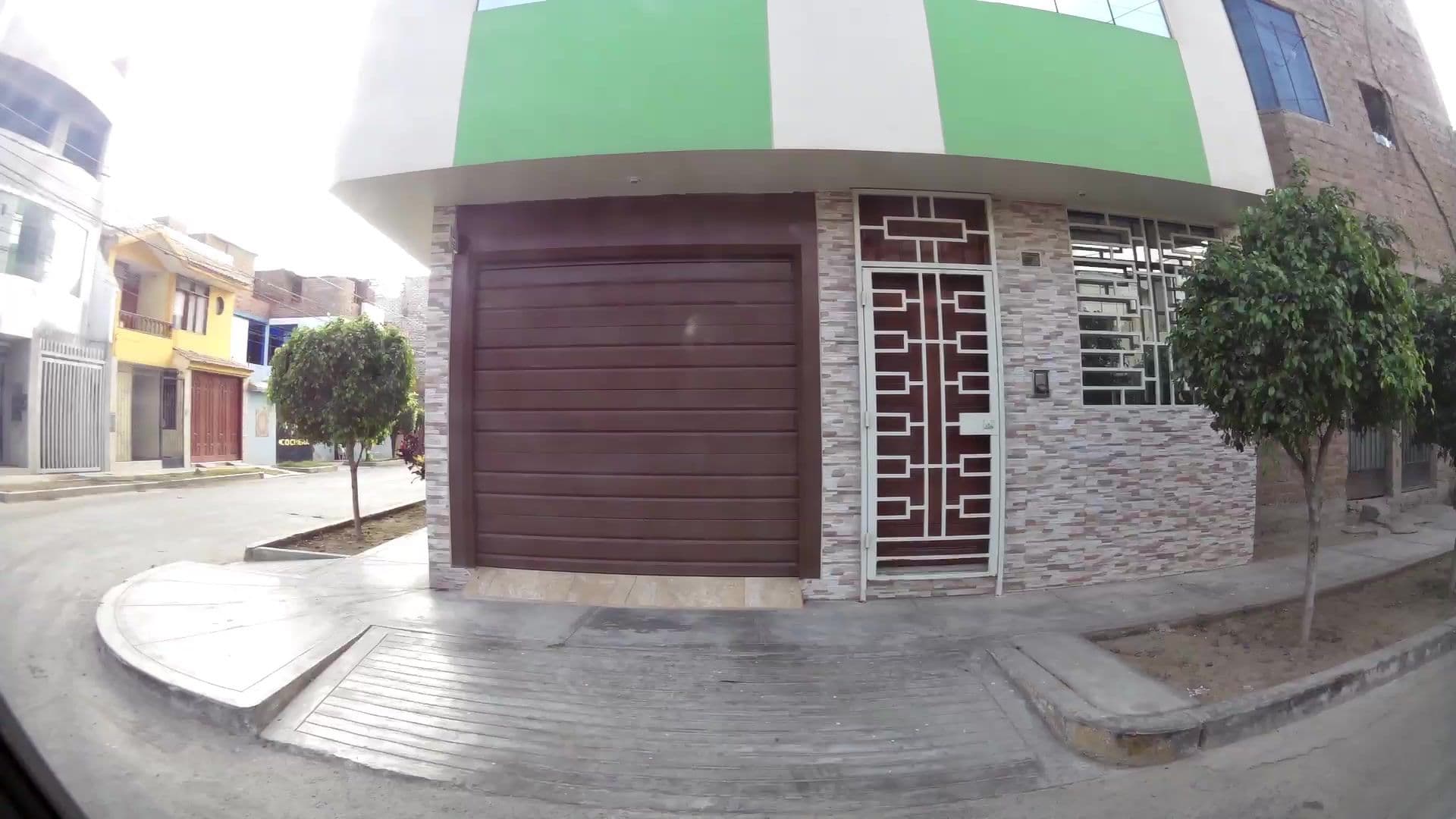 Street view near Hostal Bella Italia, Trujillo — © kaartcam (CC BY-SA · Mapillary)