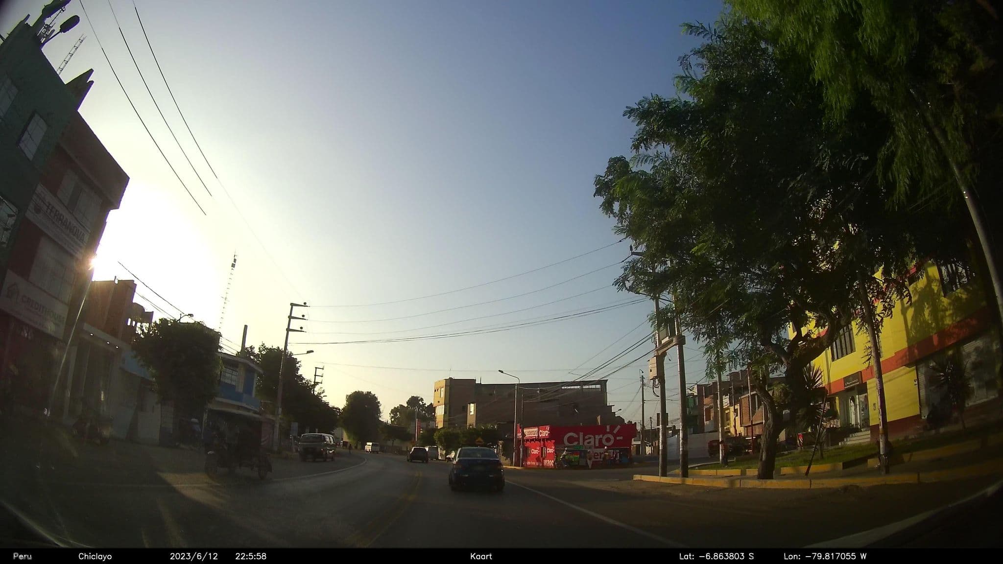 Street view near Hostal El Eden, Reque — © kaart_2 (CC BY-SA · Mapillary)