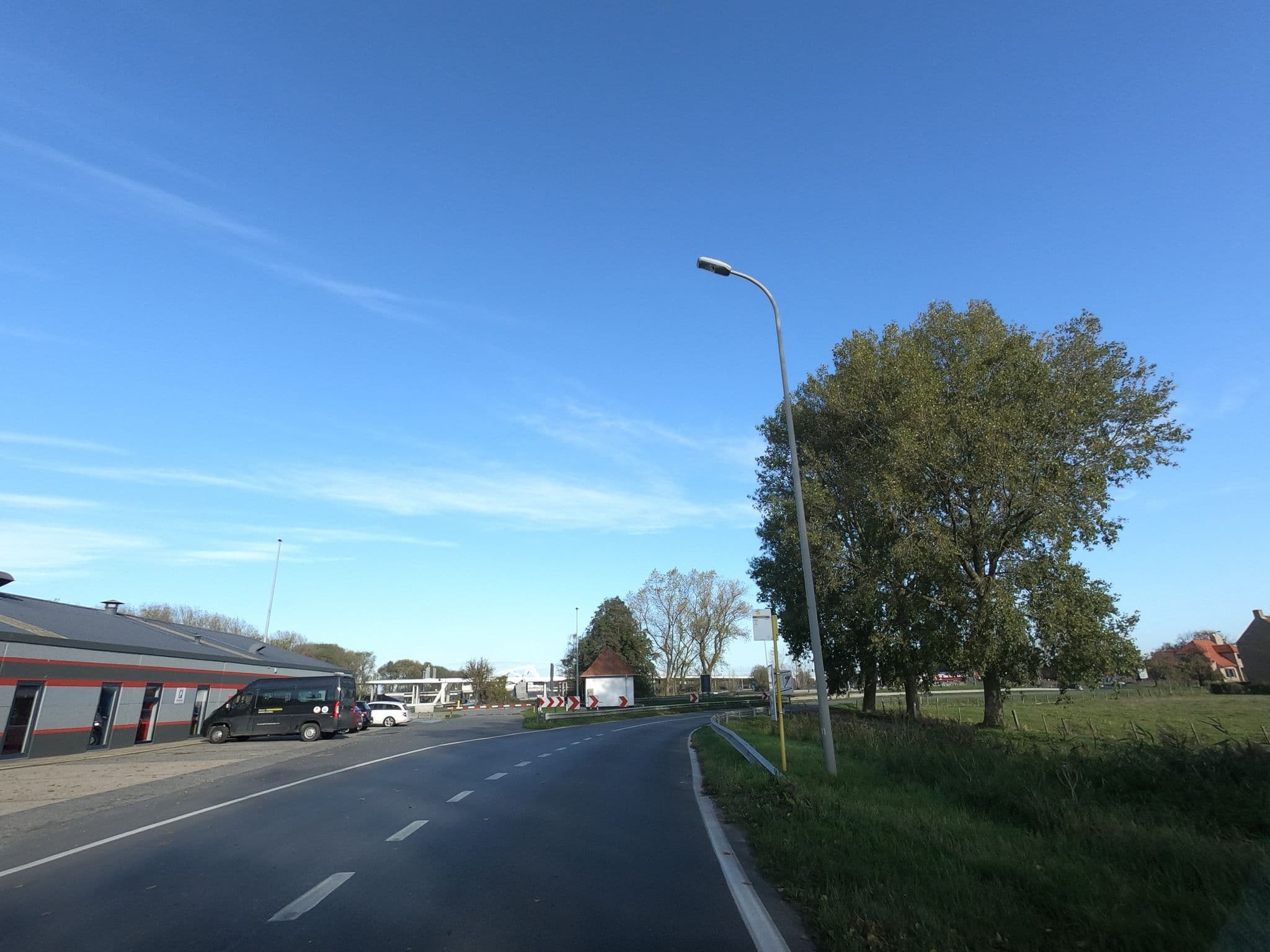 Street view near Herdersbrug, Dudzele — © filipc (CC BY-SA · Mapillary)