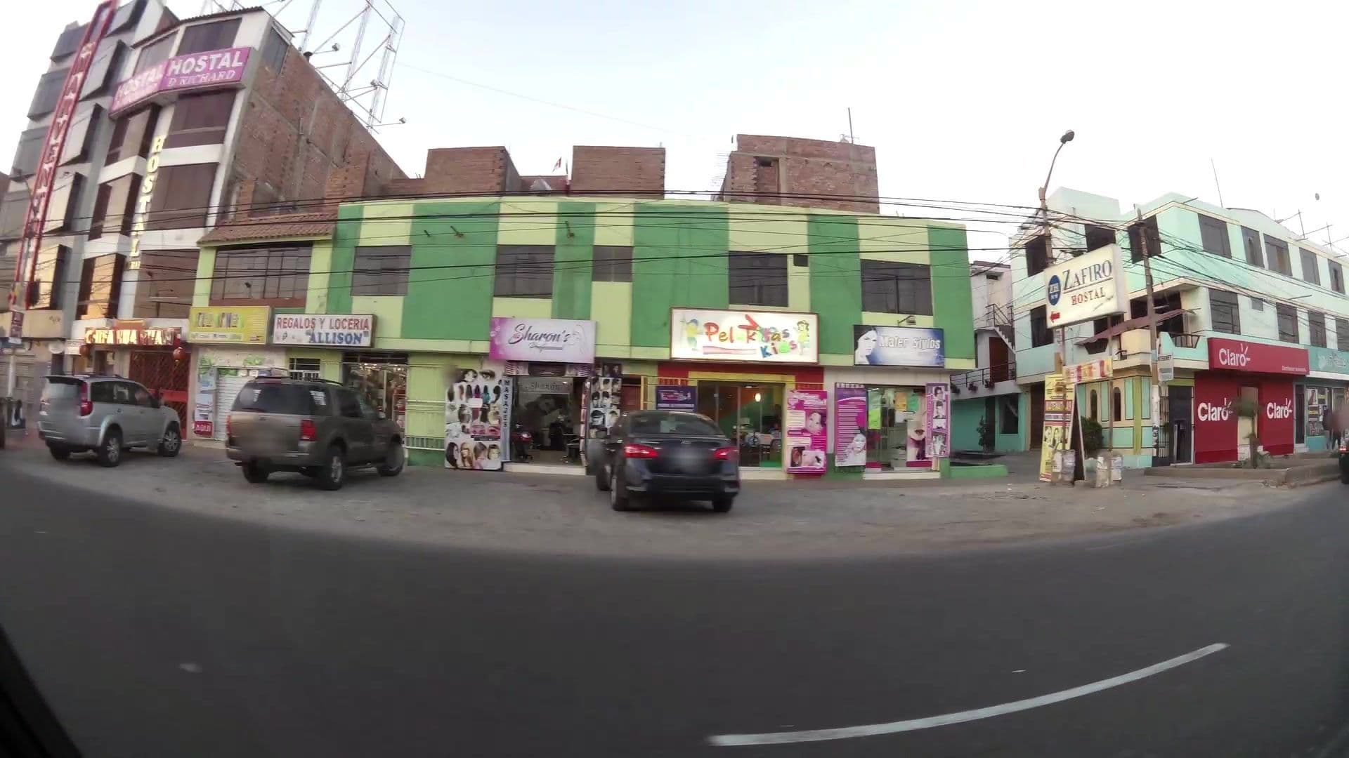 Street view near Zafiro Hostal, Chimbote — © kaartcam (CC BY-SA · Mapillary)