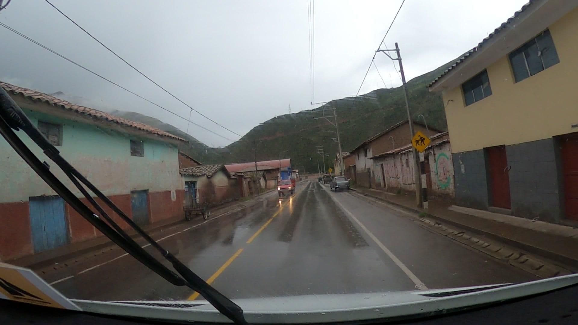Street view near Hostal Paraiso, Urcos — © jaderbavaresco (CC BY-SA · Mapillary)