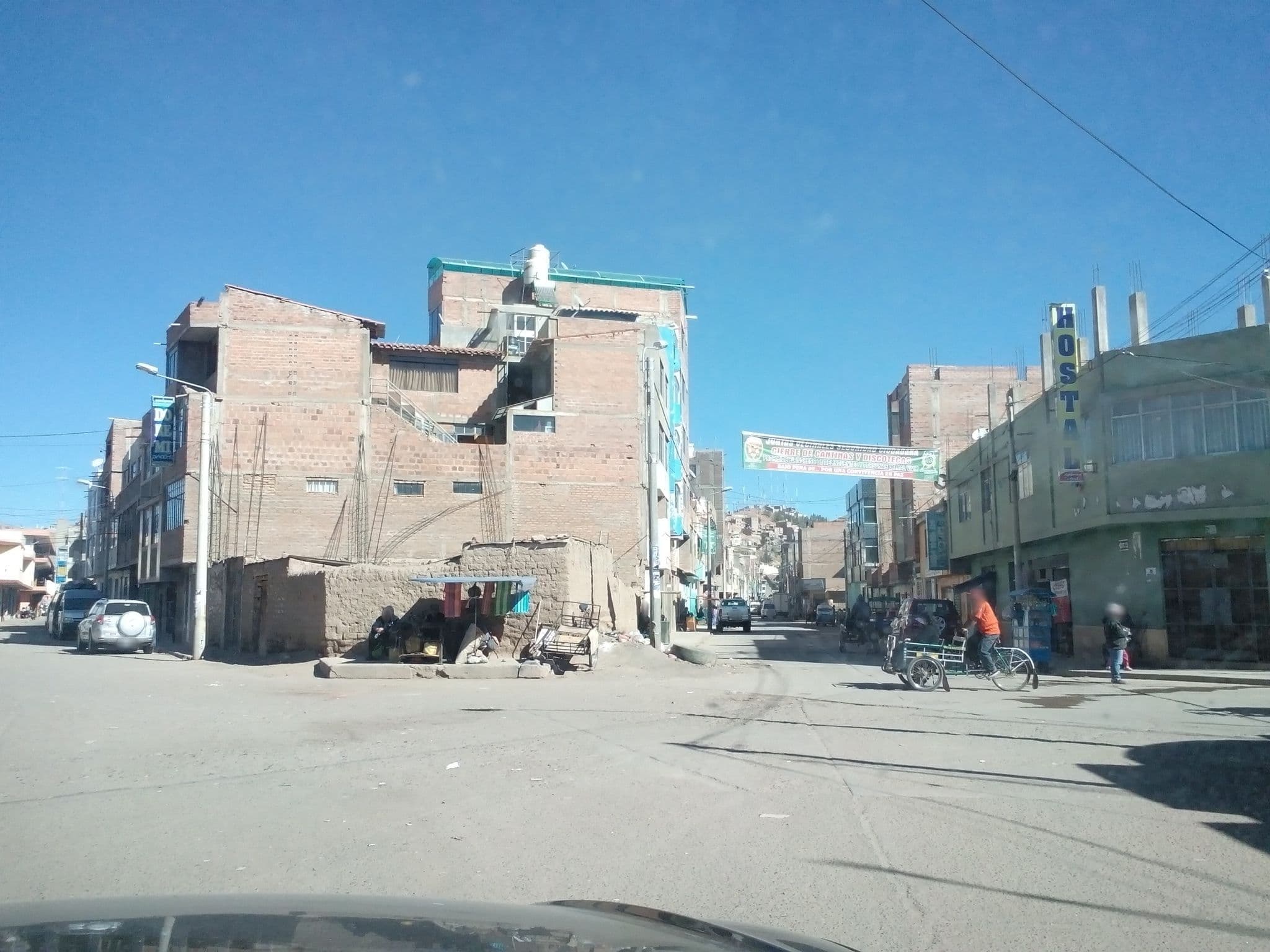 Street view near Hostal Laguna Azul, Juliaca — © derfred (CC BY-SA · Mapillary)