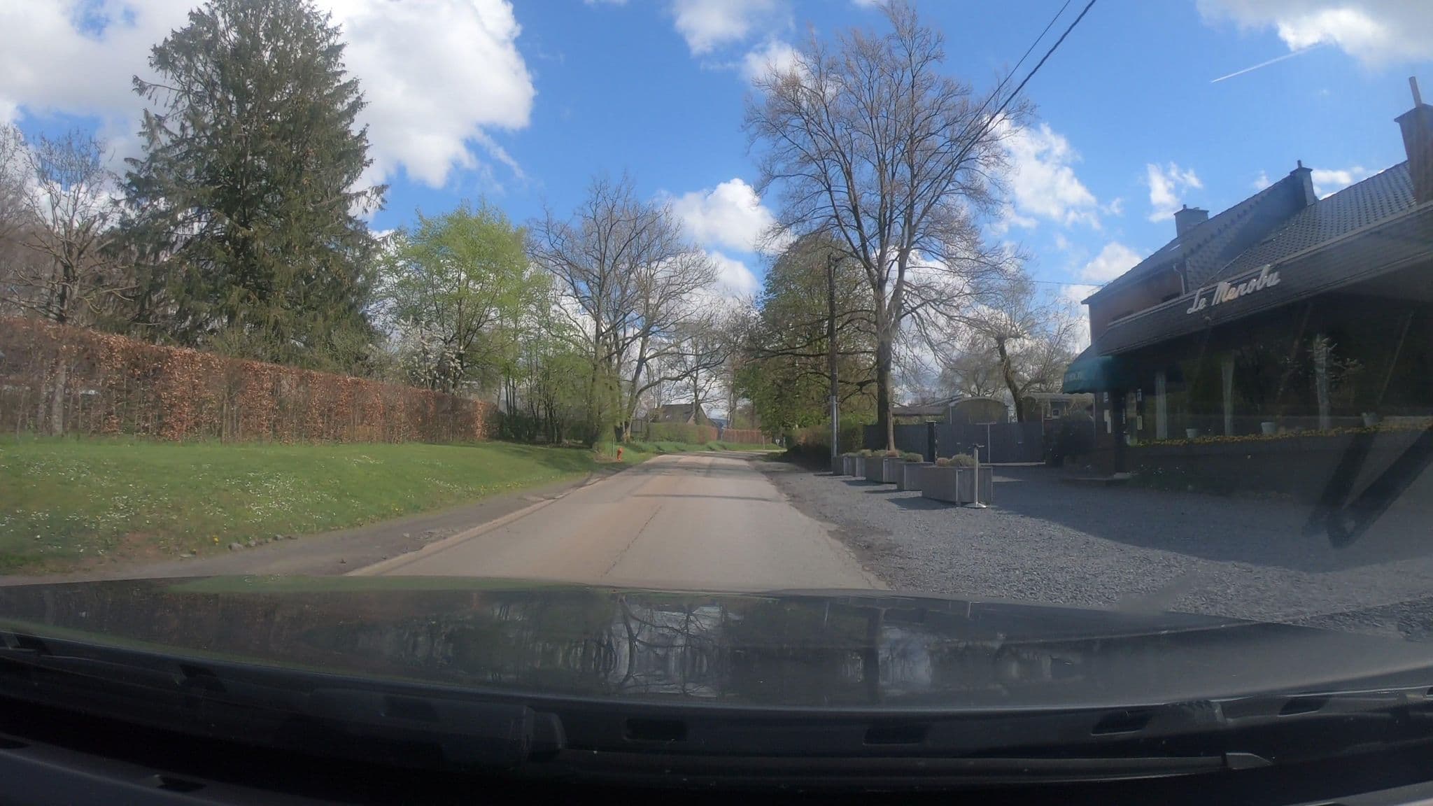 Street view near Le Menobu, La Reid — © vinisa (CC BY-SA · Mapillary)