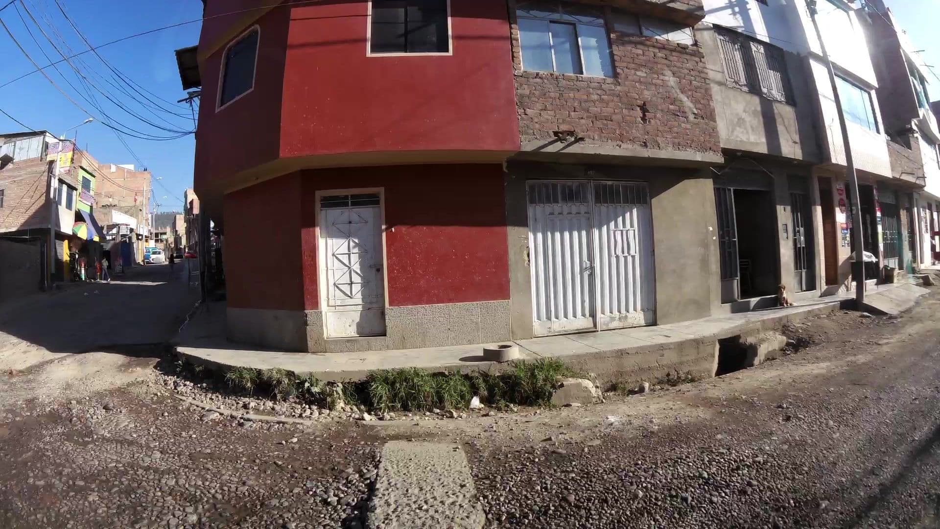 Street view near Zeus Hostal, Las Nazarenas — © kaartcam (CC BY-SA · Mapillary)