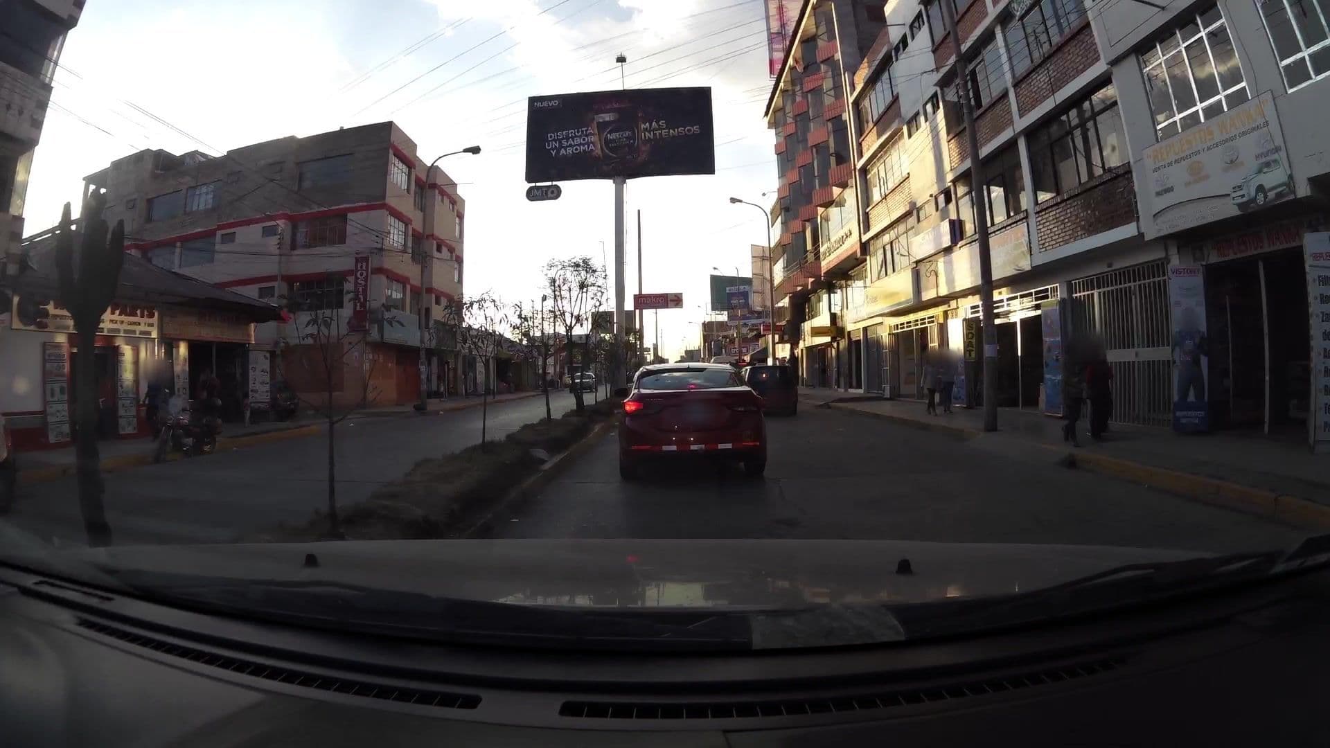 Street view near Hotel Monaco, Huancayo — © kaartcam (CC BY-SA · Mapillary)
