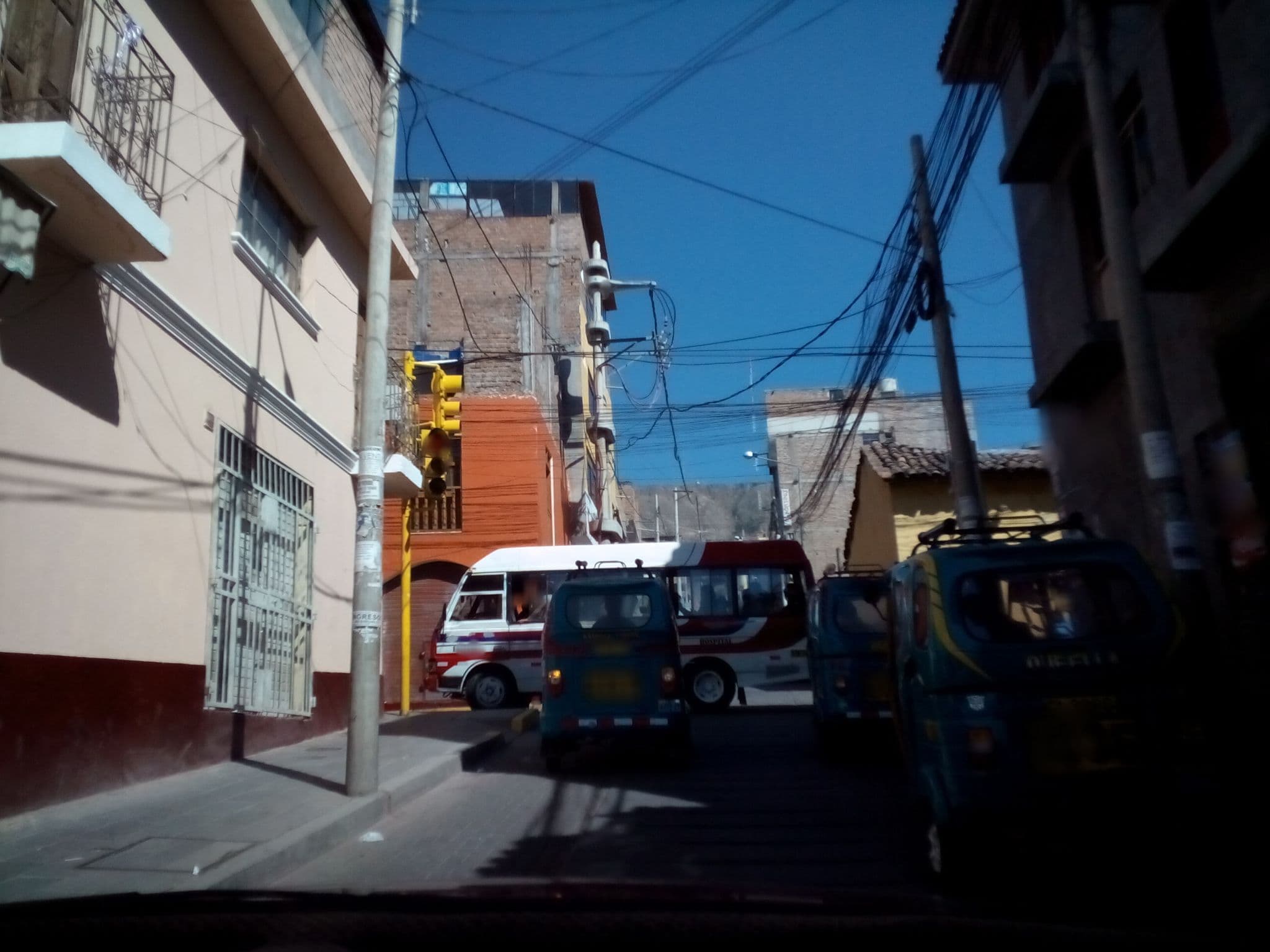 Street view near Sol de Huamanga, Ayacucho — © samely (CC BY-SA · Mapillary)