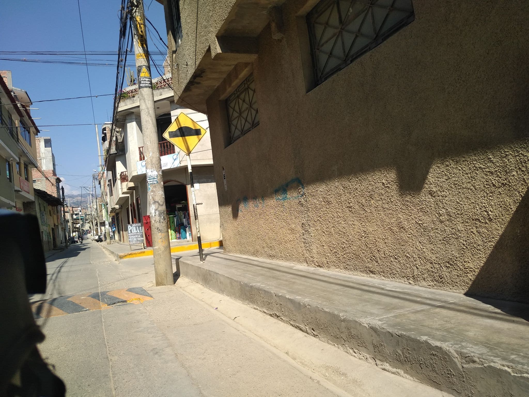 Street view near Sol Naciente, Cajabamba — © nomadmapper (CC BY-SA · Mapillary)