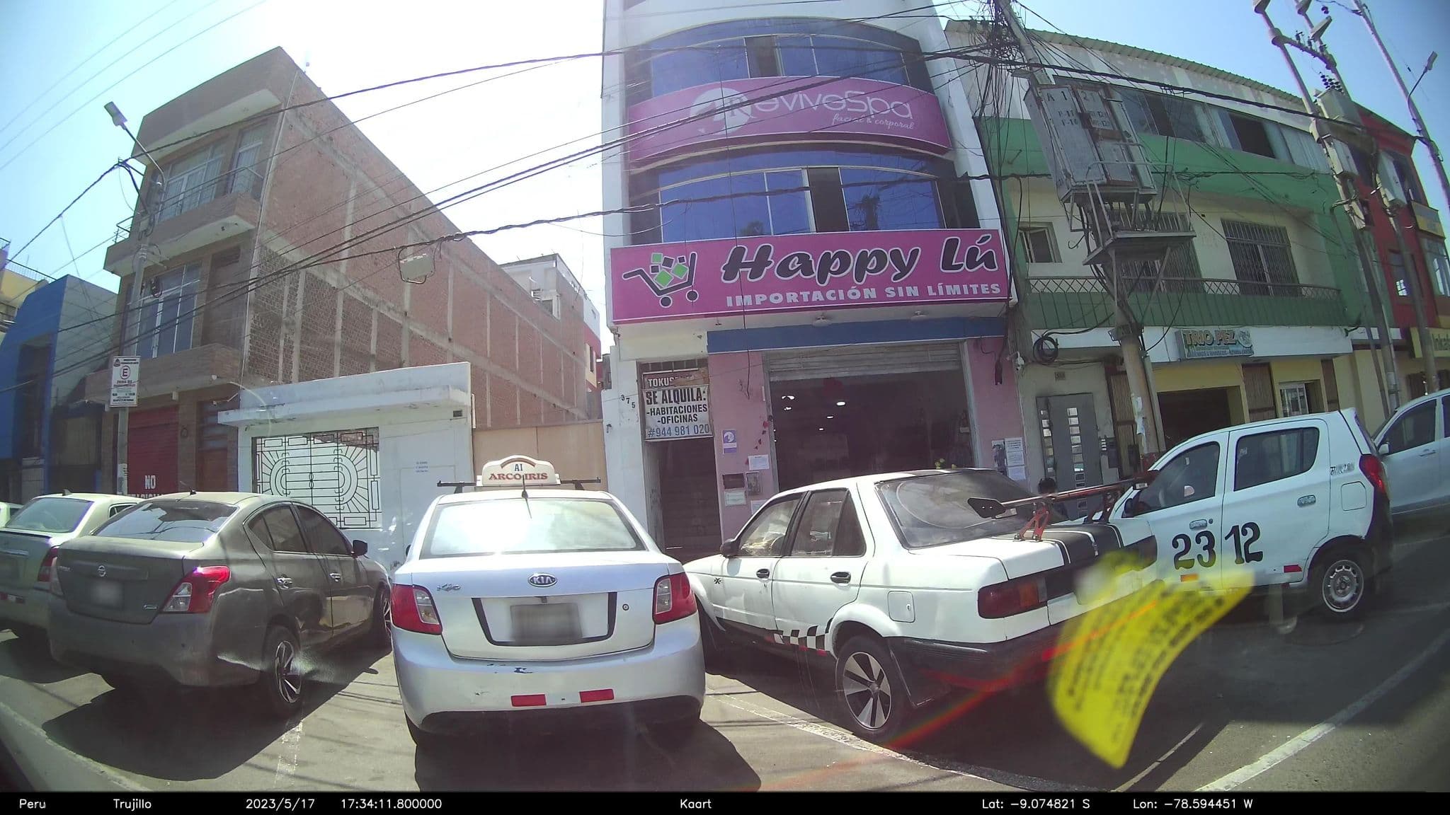 Street view near Hostal ¨Plaza, Chimbote — © kaart_2 (CC BY-SA · Mapillary)