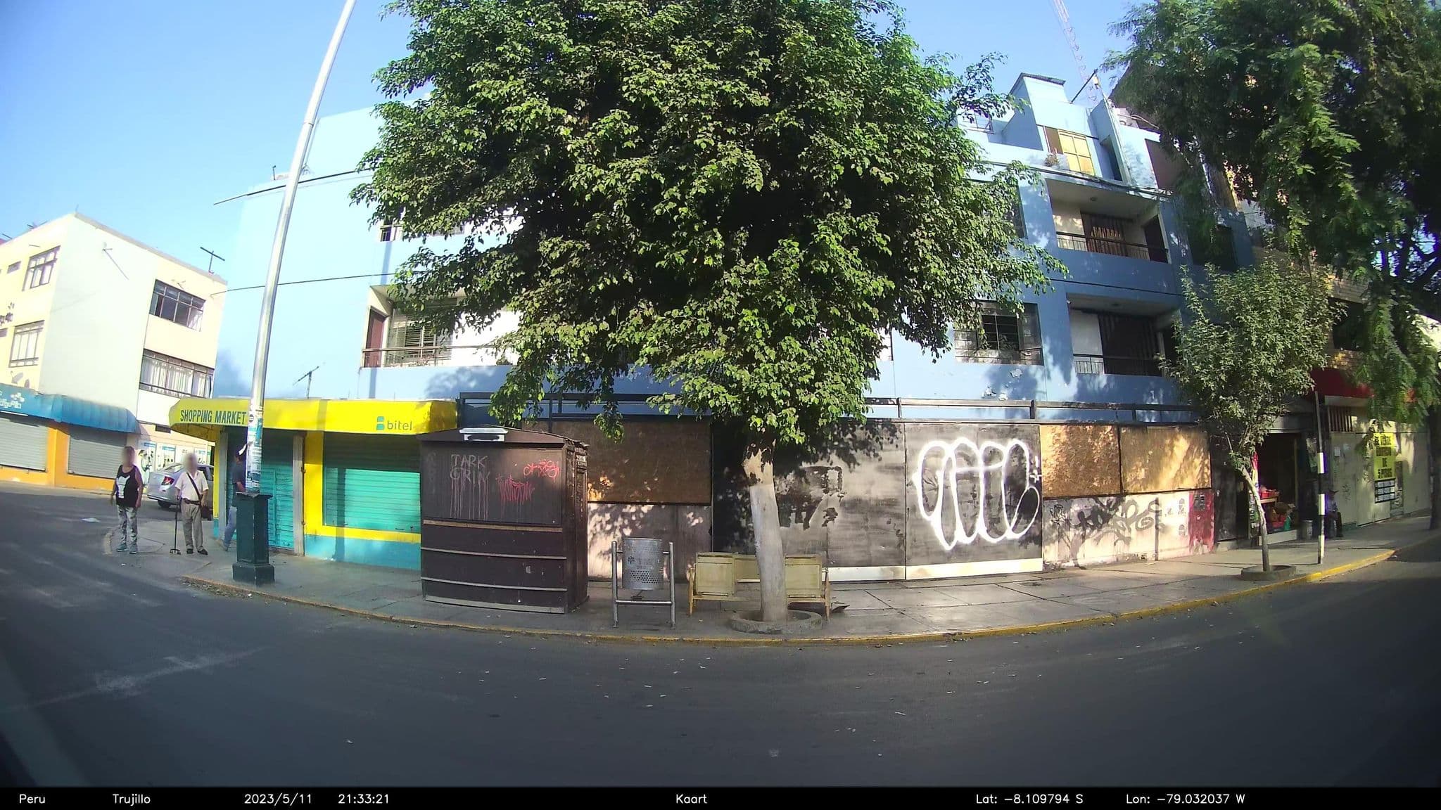 Street view near Hostal La Fortuna, Trujillo — © kaart_2 (CC BY-SA · Mapillary)