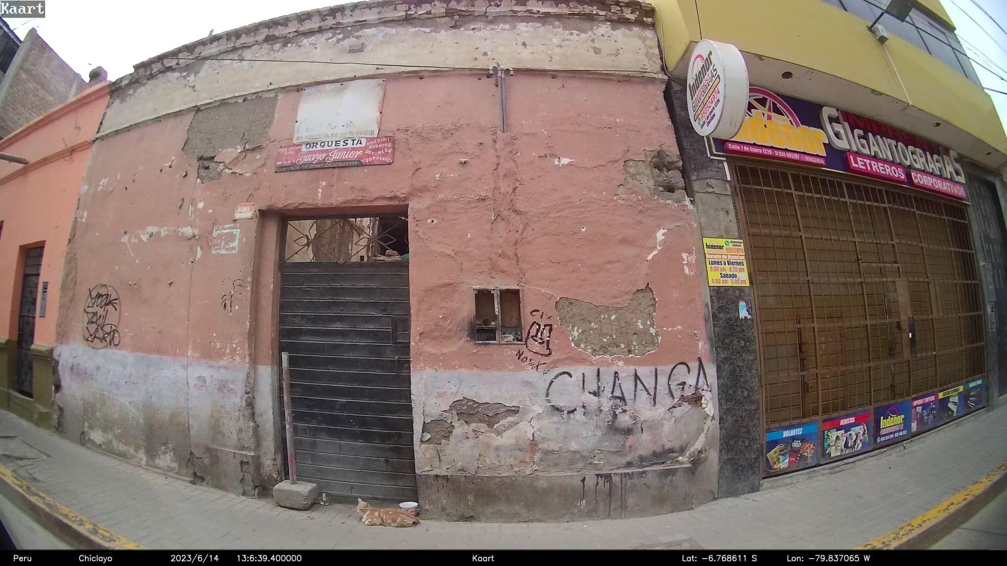 Street view near Casa Del Maestro, Chiclayo — © kaart_2 (CC BY-SA · Mapillary)