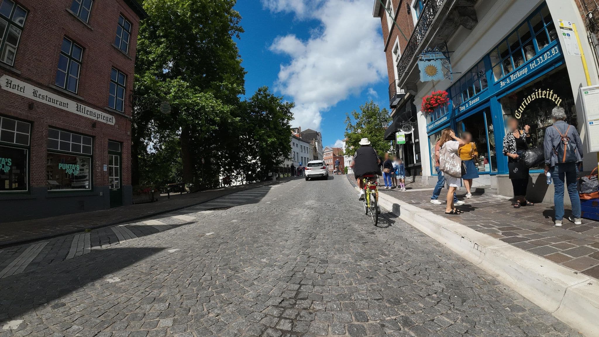 Street view near Hotel ter Reien, Brugge — © teddy73 (CC BY-SA · Mapillary)