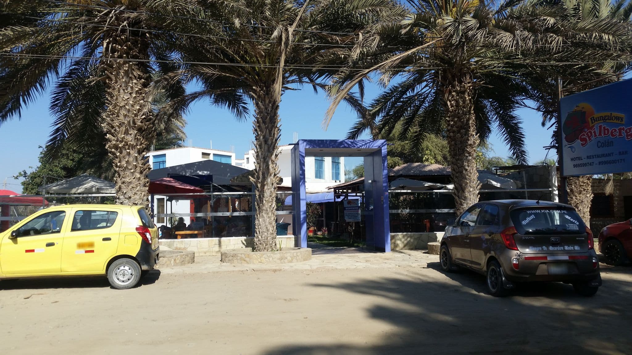 Street view near Bungalows Spilberg, Salinera Colán — © ejegg (CC BY-SA · Mapillary)