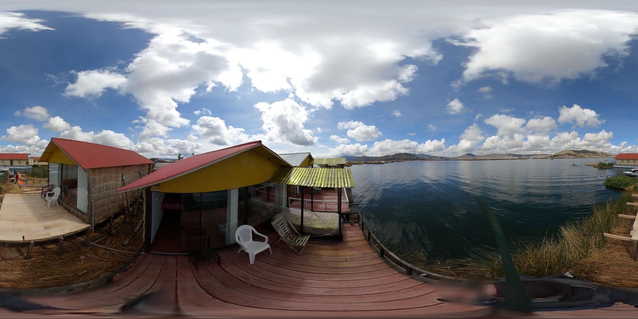 Street view near Uros Balsero, Puno — © jaderbavaresco (CC BY-SA · Mapillary)