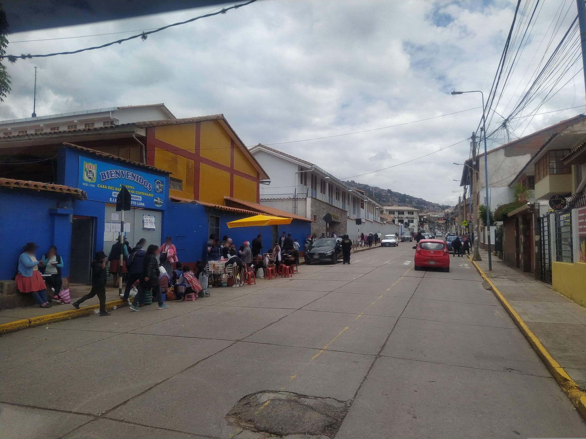 Street view near Hostal Machu Picchu inn, Santiago